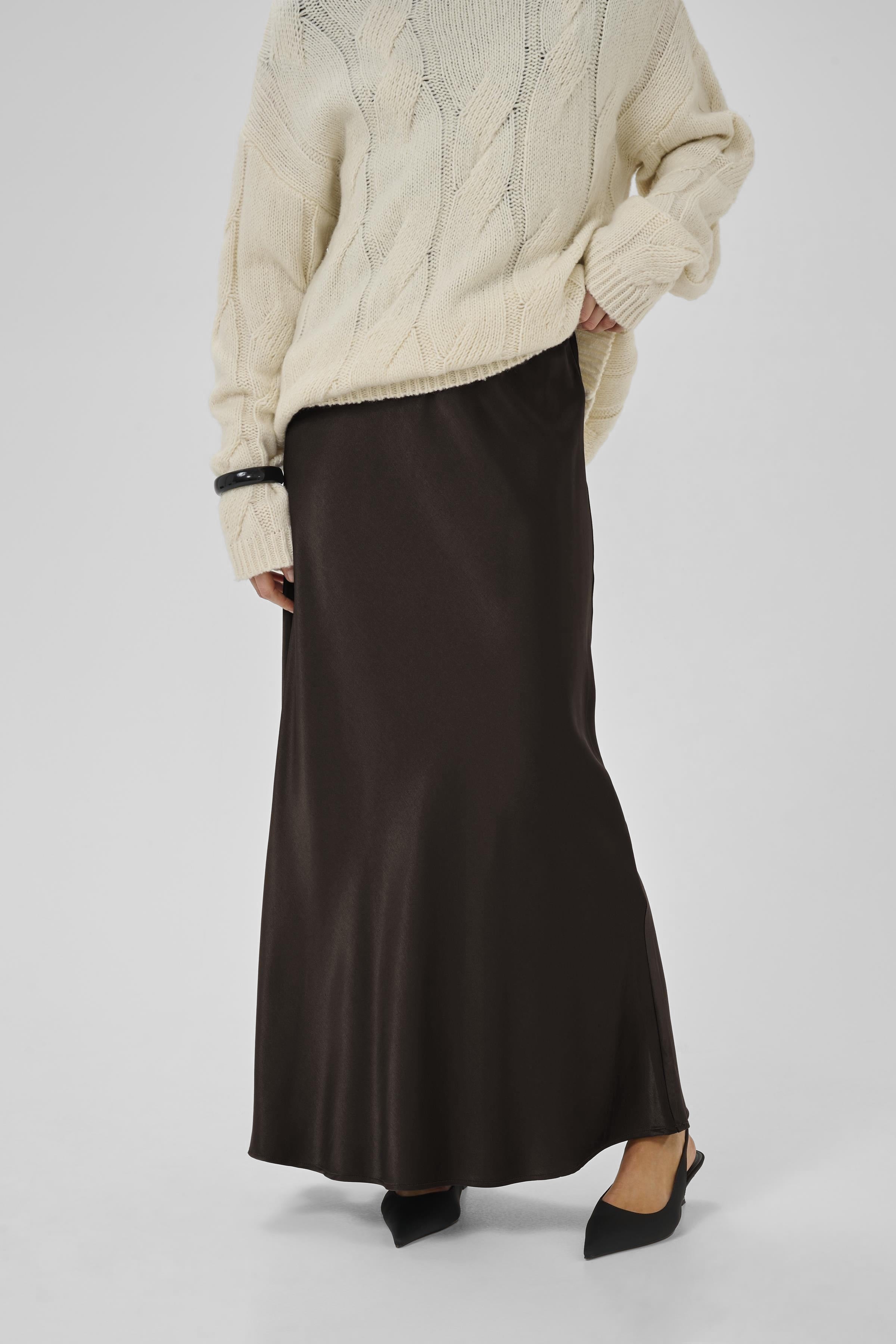 My Essential Wardrobe - Estelle Long Skirt -