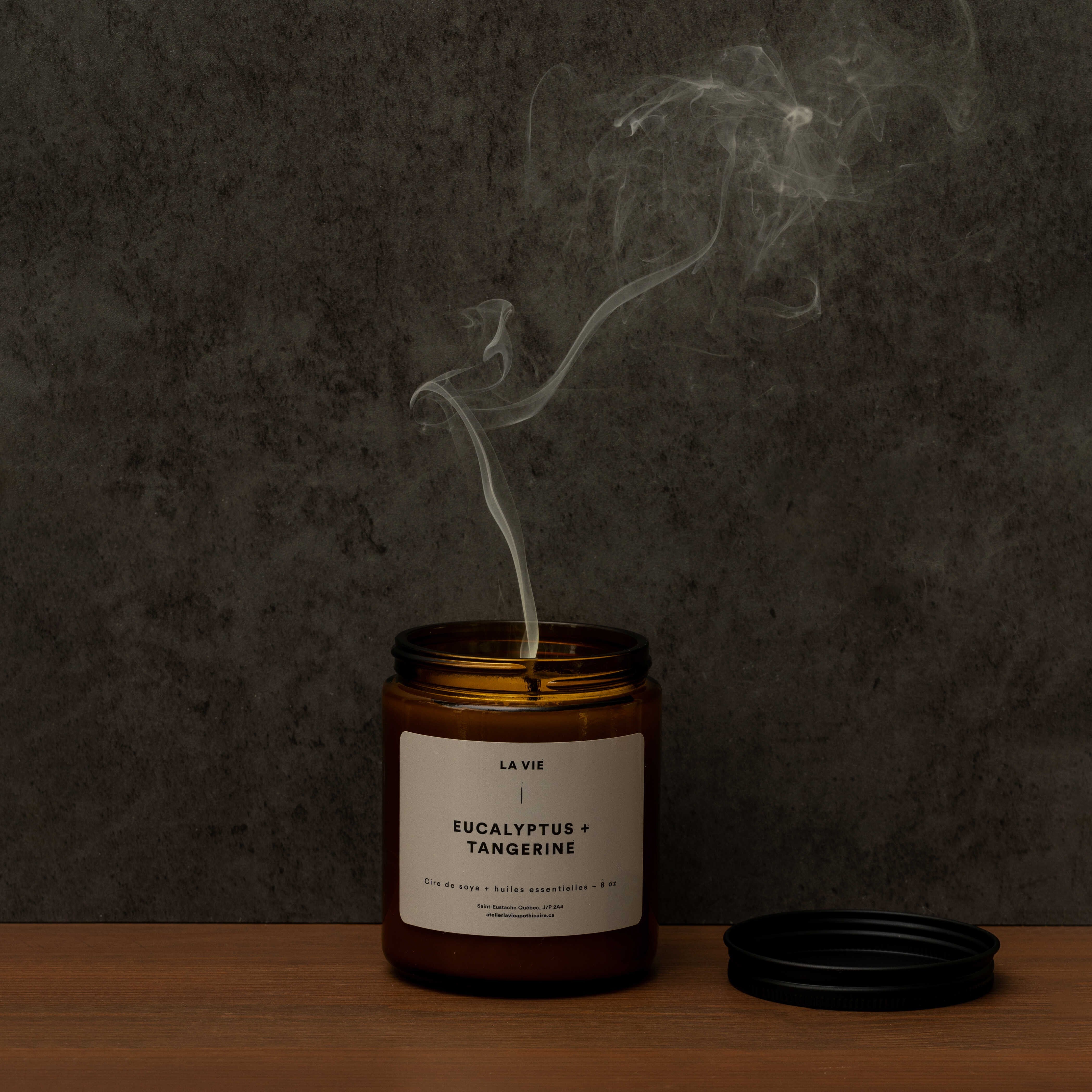 Atelier La Vie Apothicaire - Candle – Eucalyptus + Tangerine -