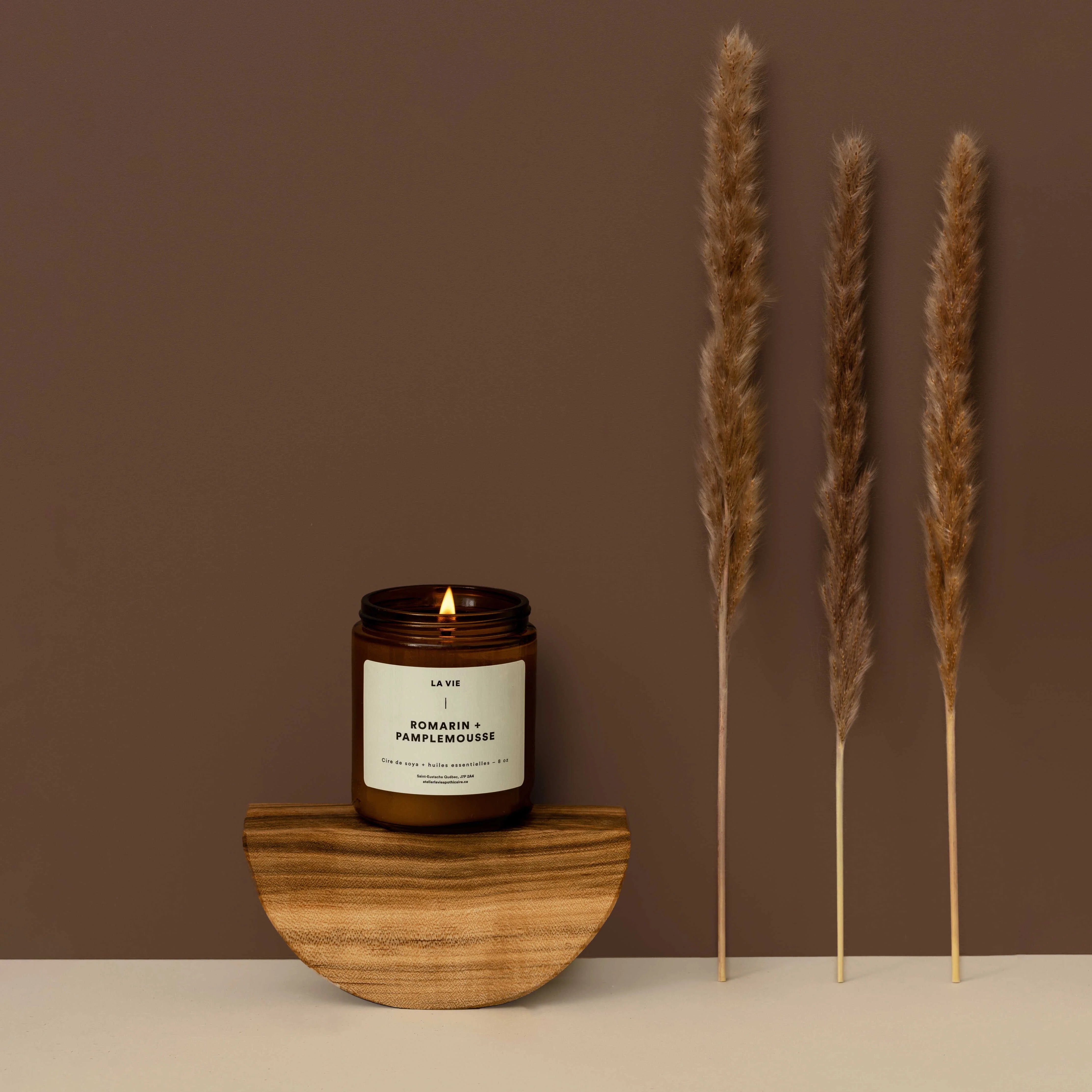 Atelier La Vie Apothicaire - Candle – Rosemary + Grapefruit -
