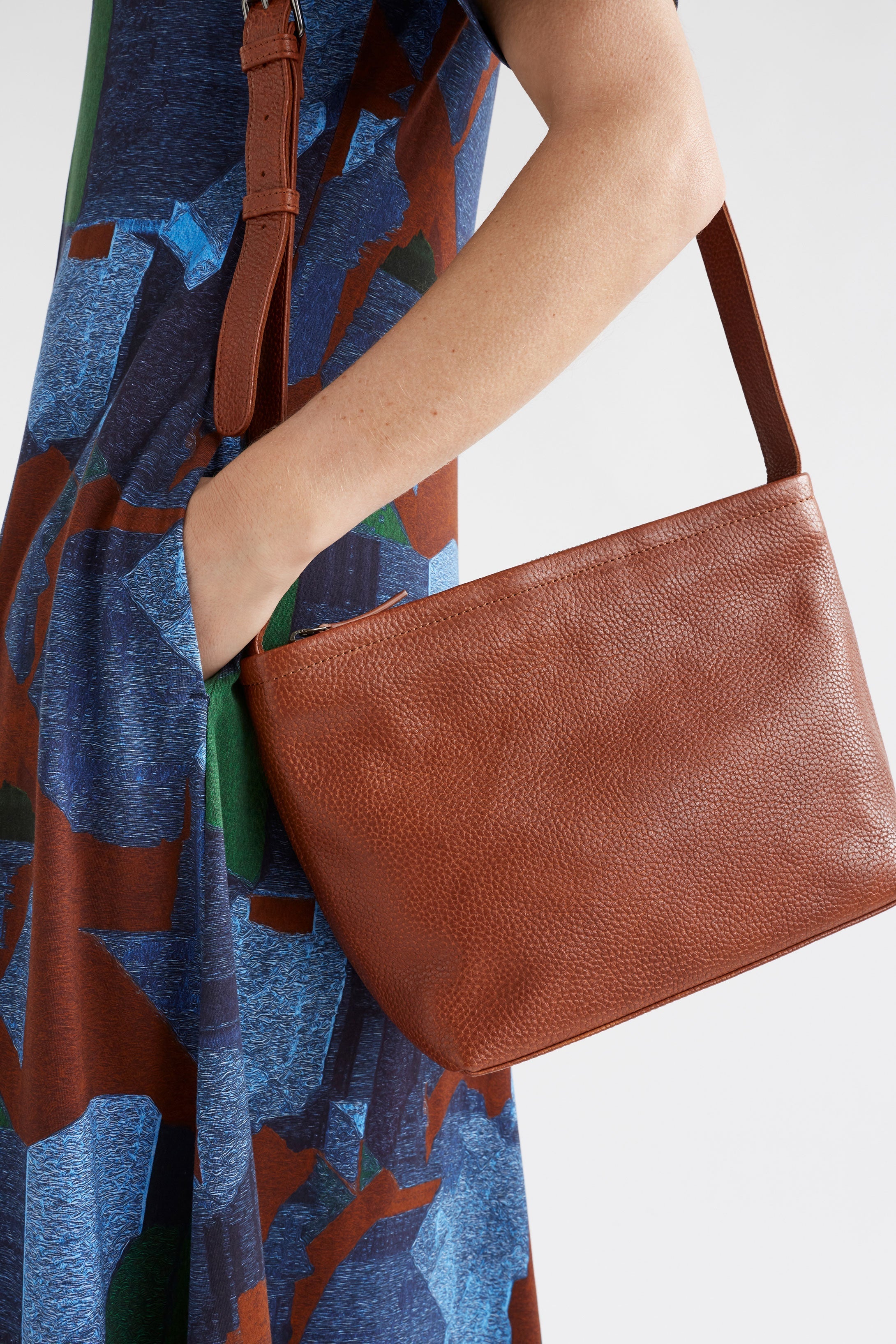 ELK Leather - Lomi Crossbody – Tan -