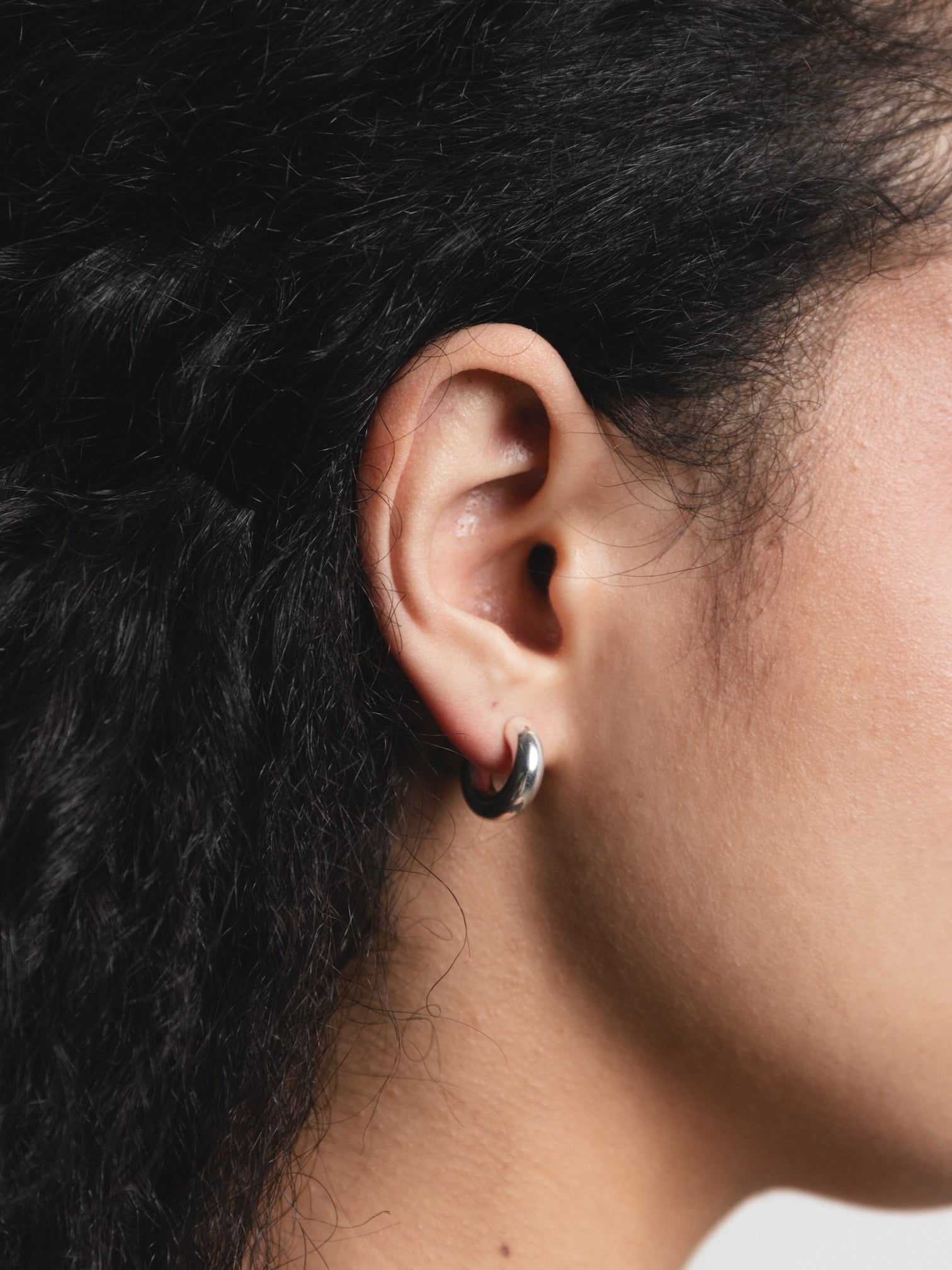 Wolf Circus - Classic Hoops – Silver -
