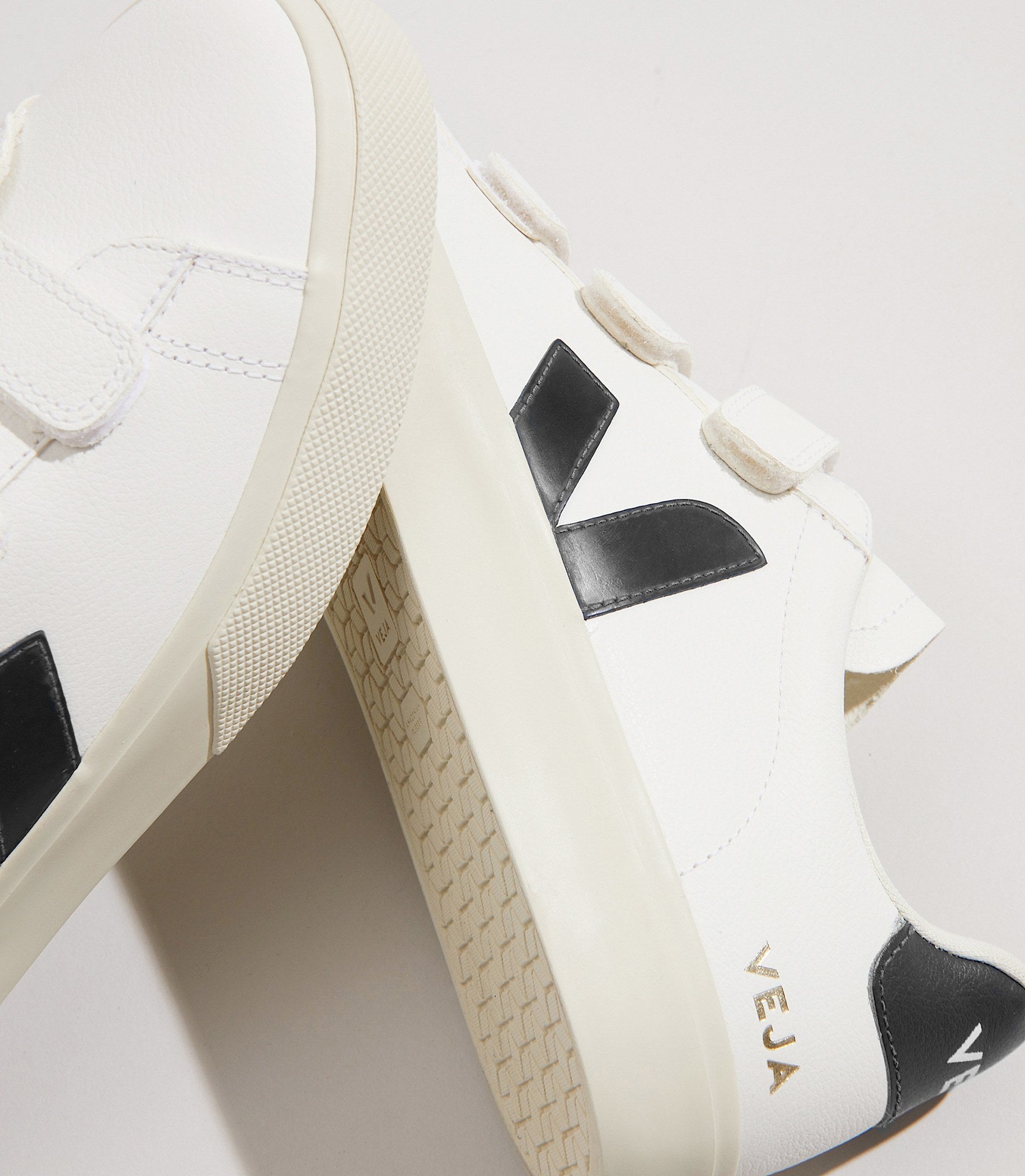 Veja - Recife – Black -