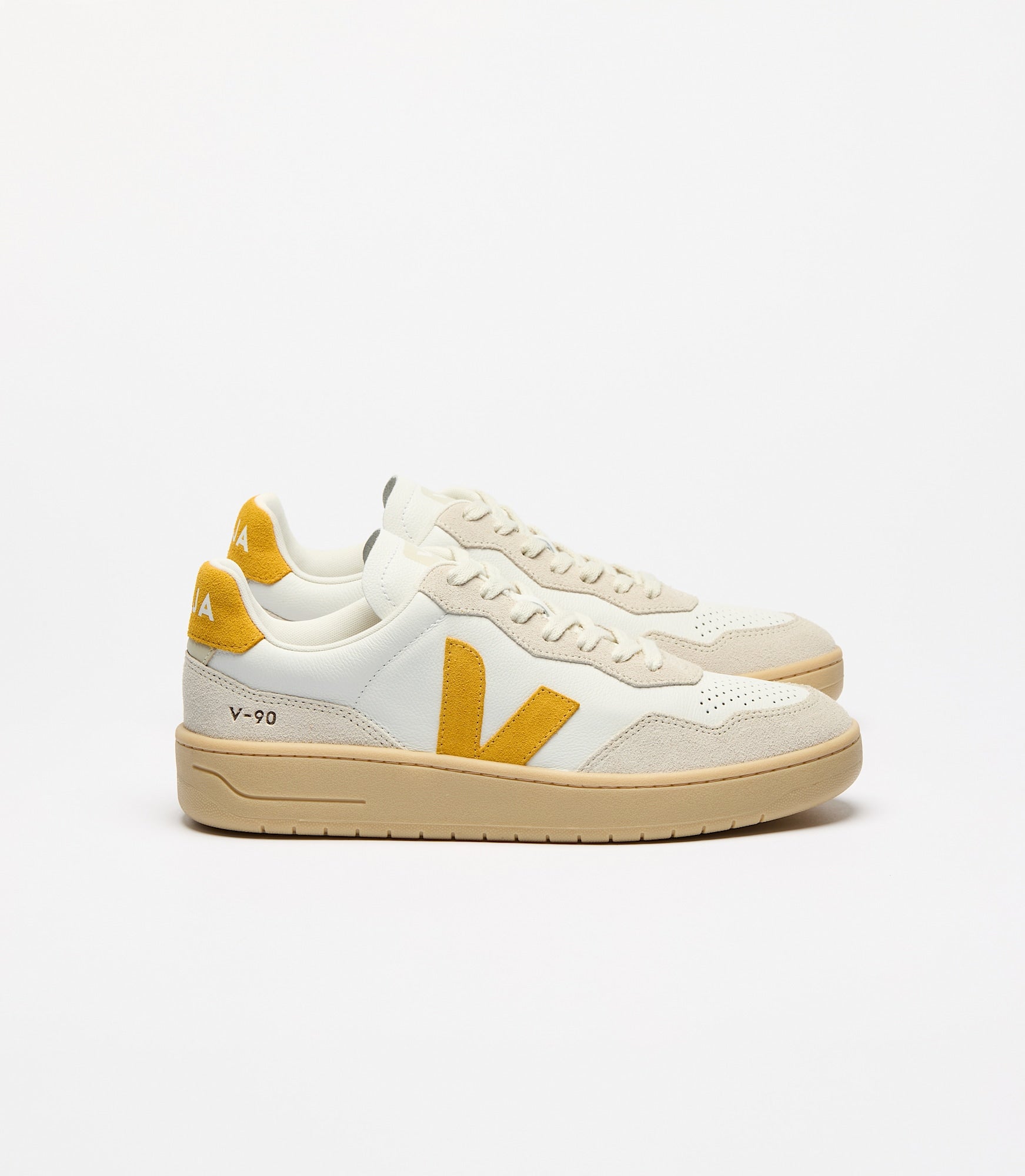 Veja - V-90 – Toscane - Extra White Toscane Natural