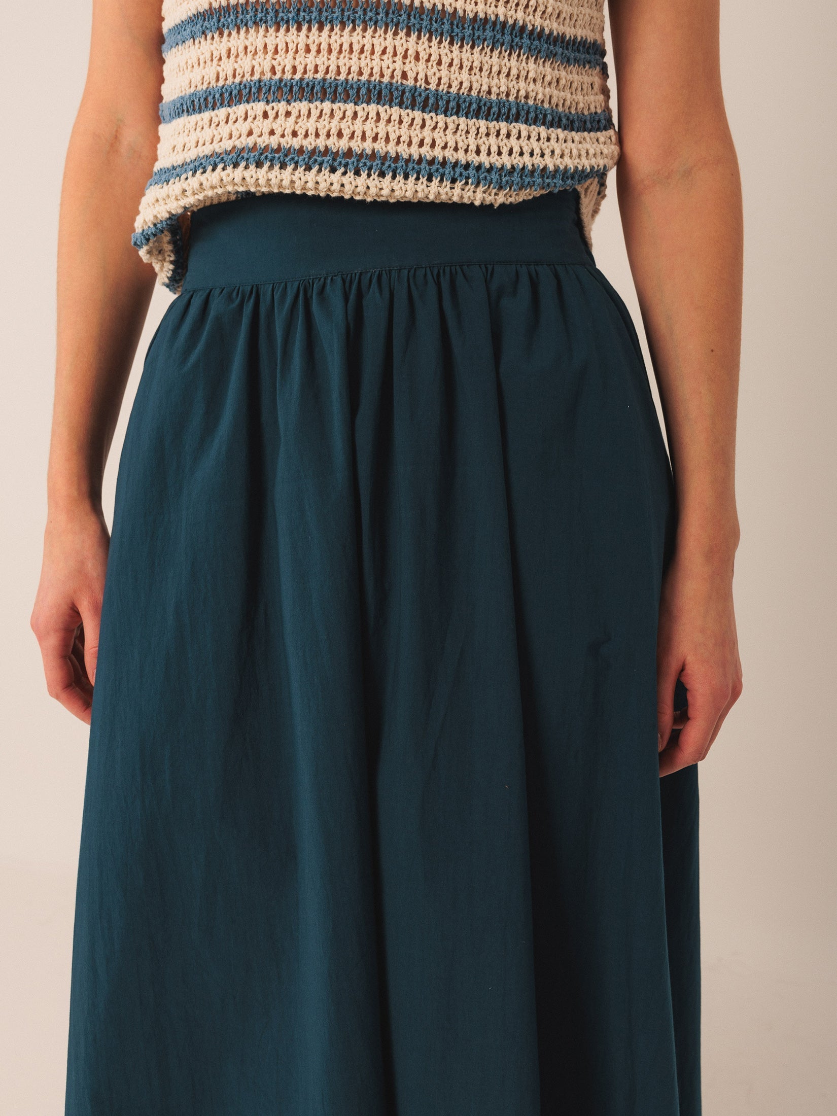 Indi & Cold - Poplin Midi Skirt -