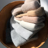 Royal Angora Beanie – Black