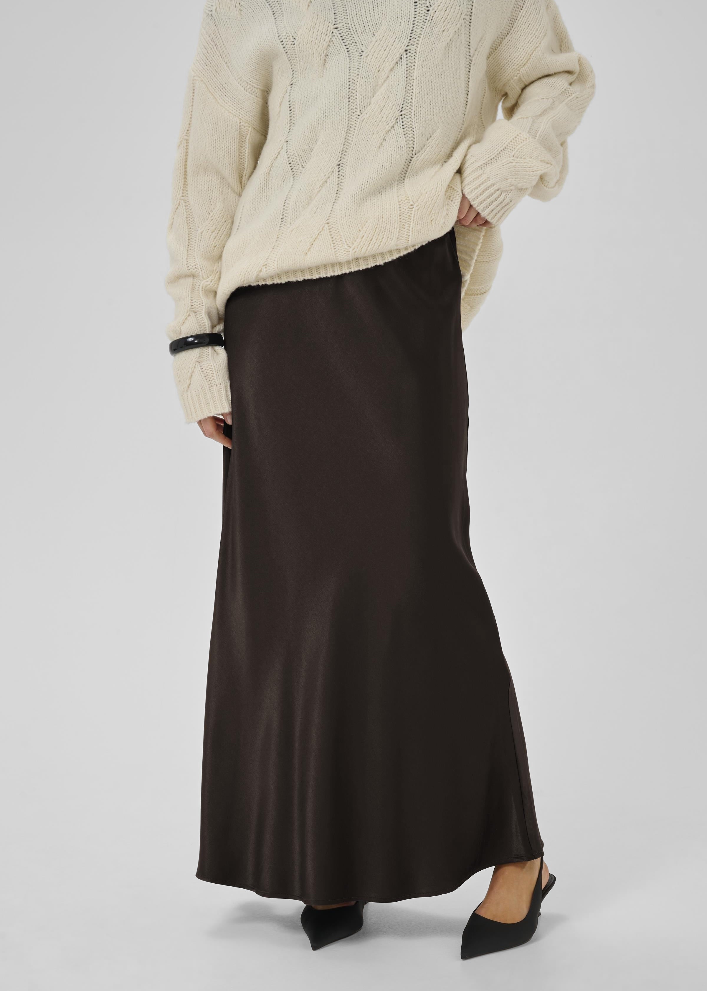 My Essential Wardrobe - Estelle Long Skirt -