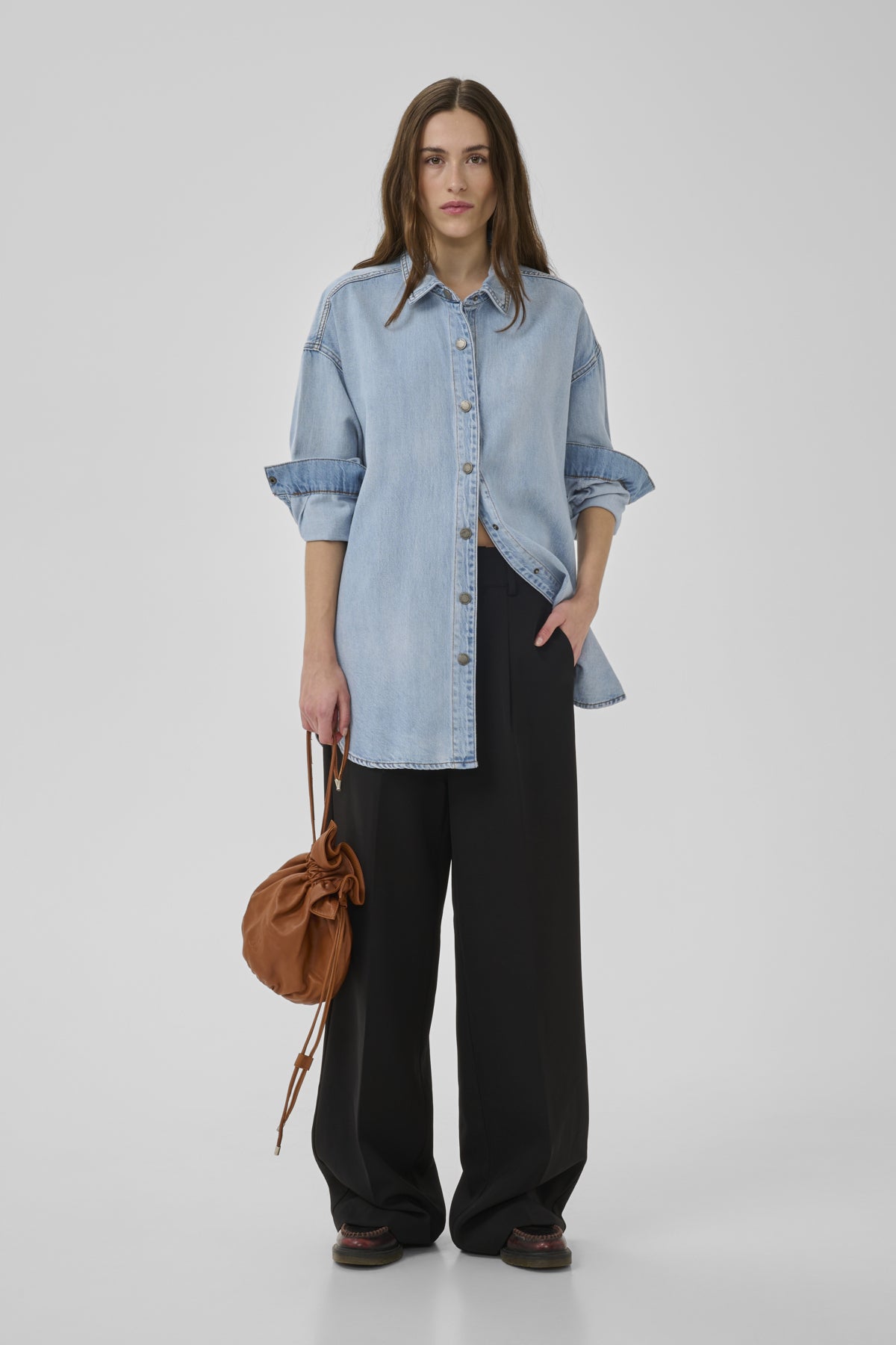 My Essential Wardrobe - Hilma Denim Shirt -