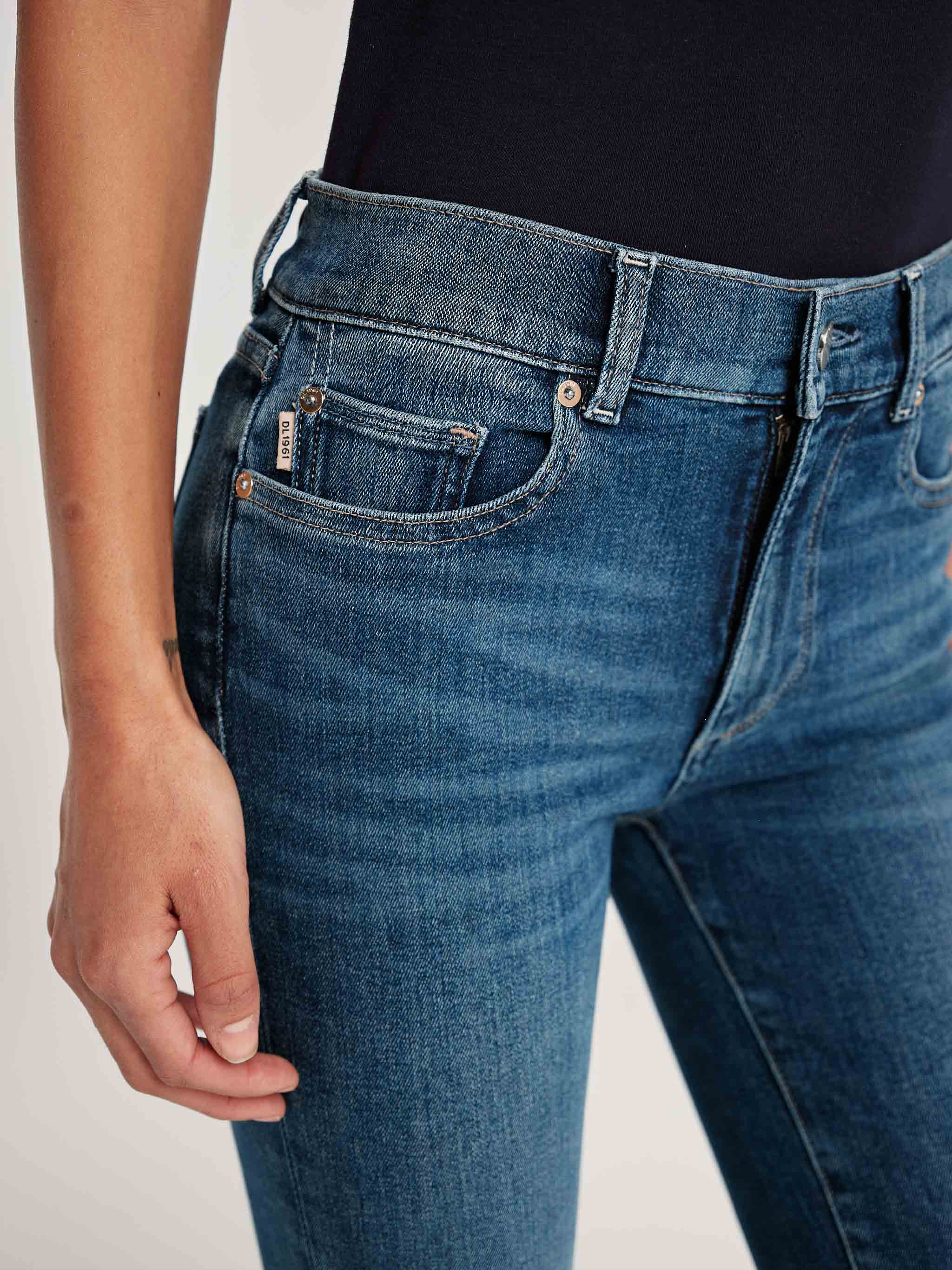 DL1961 - Mara Straight Leg -