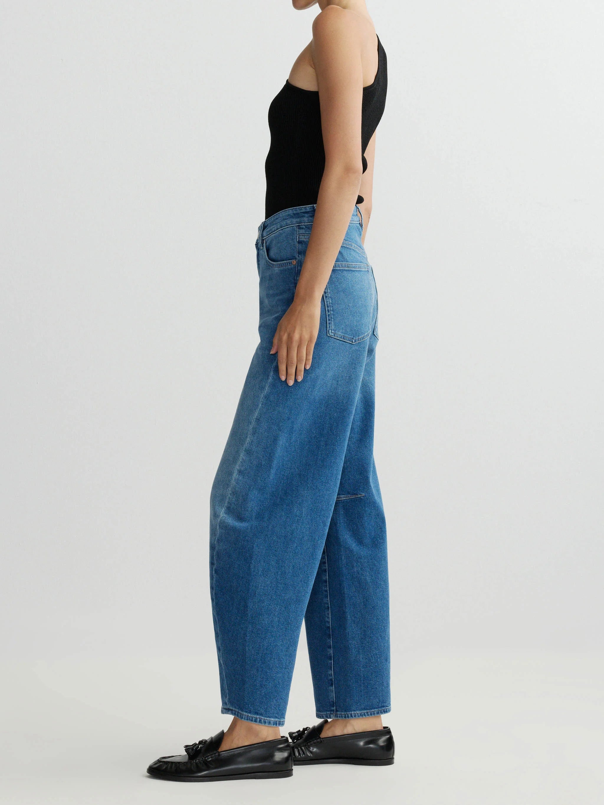 DL1961 - Miro Barrel Jean -