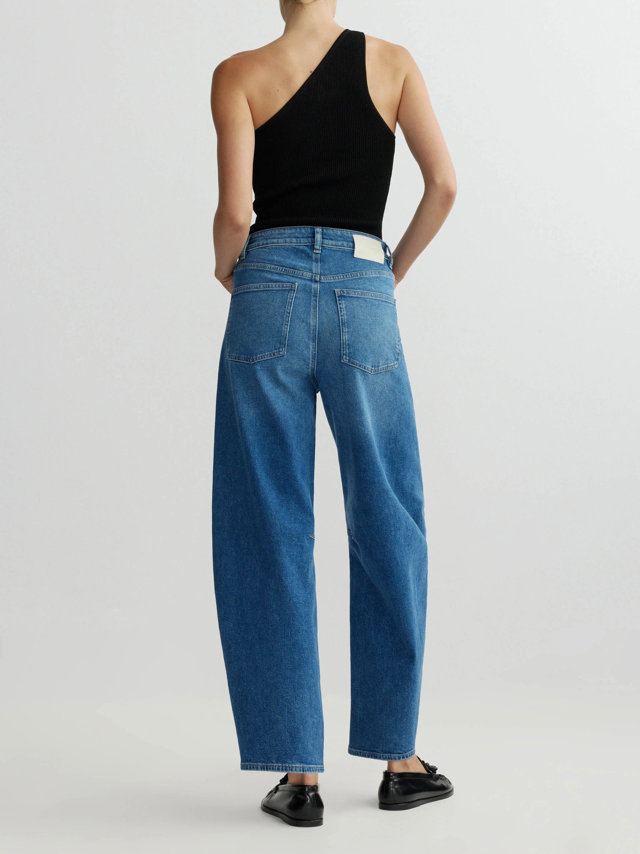 DL1961 - Miro Barrel Jean -