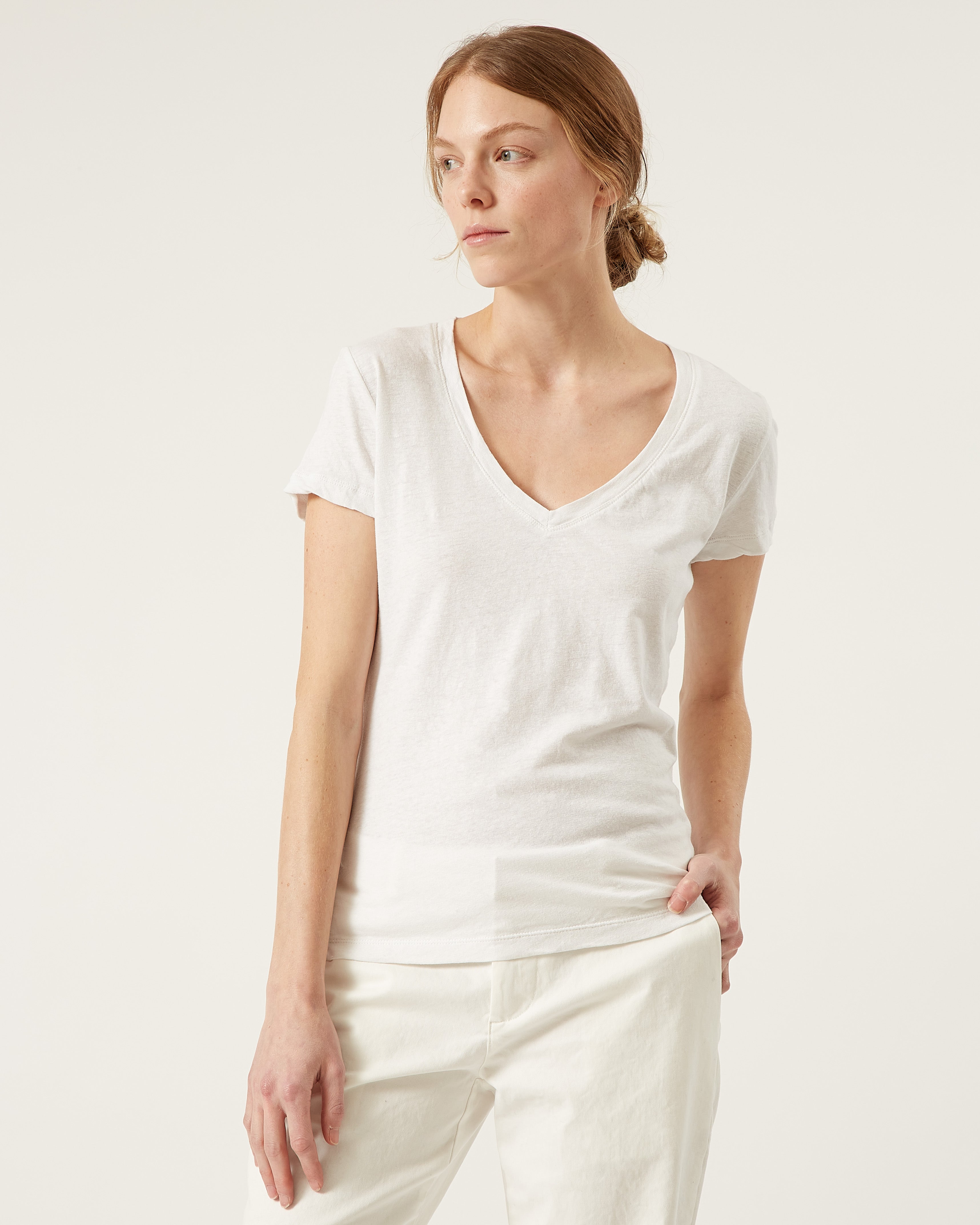Naïf - Fiona V-Neck Tee - White