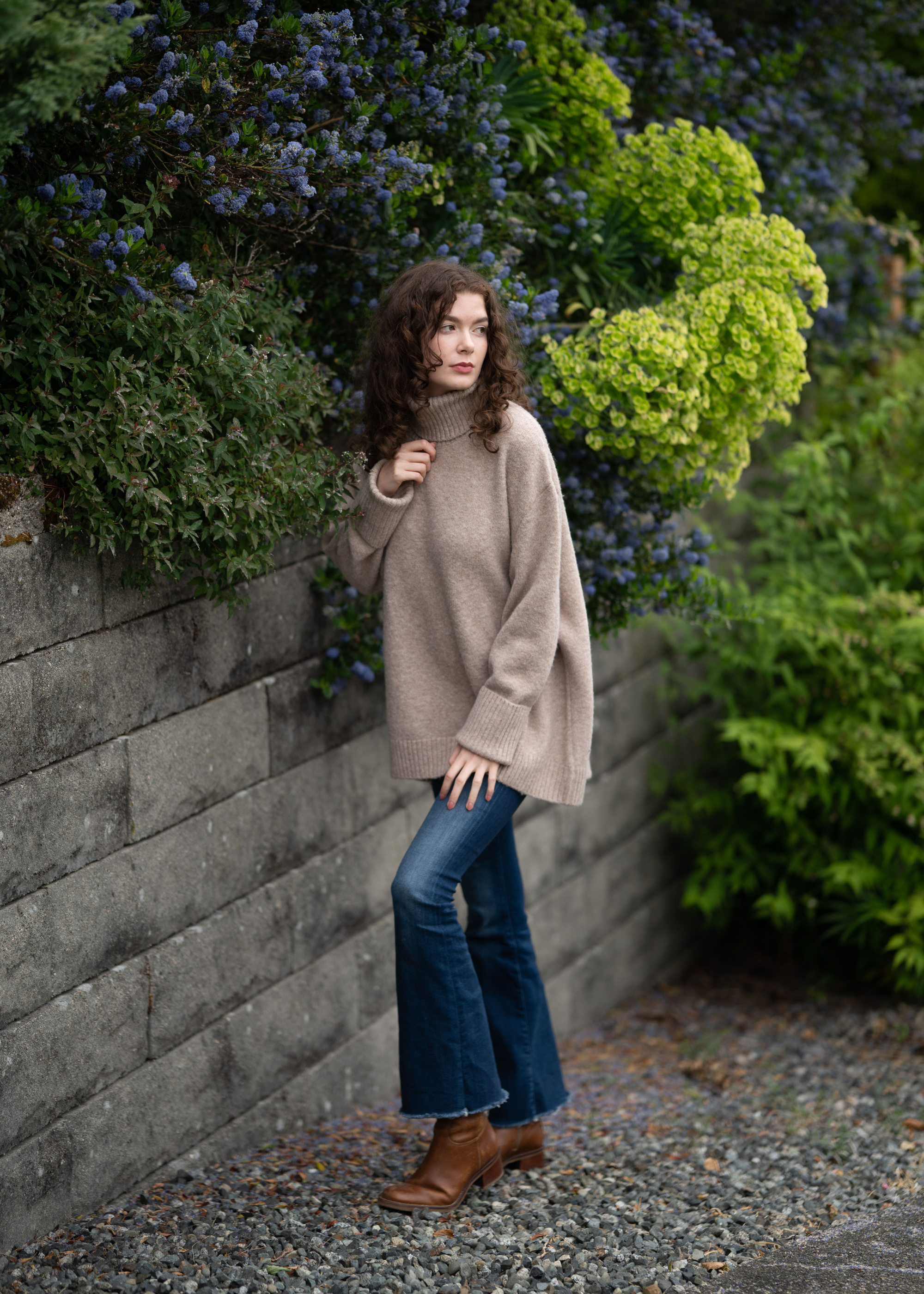Echo Verde - Chunky Cowl Neck Sweater -