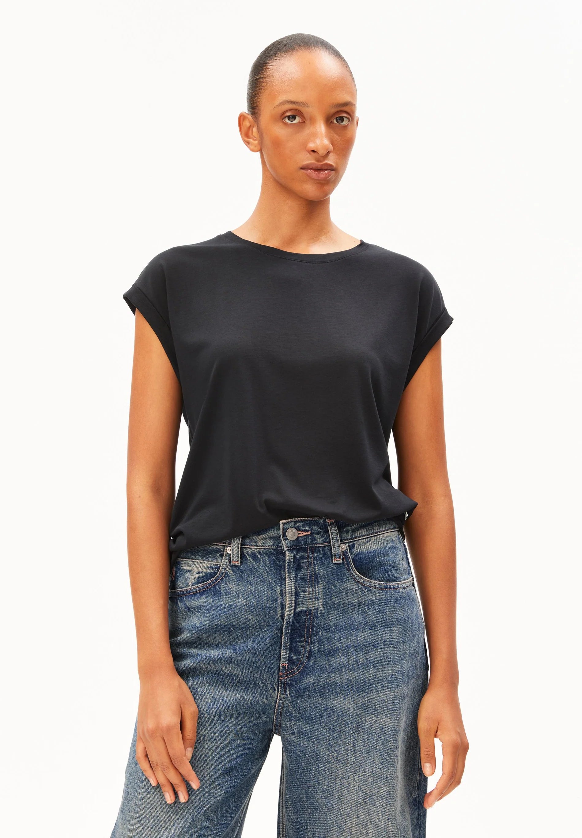 Armedangels - Jilaana T-shirt - Black