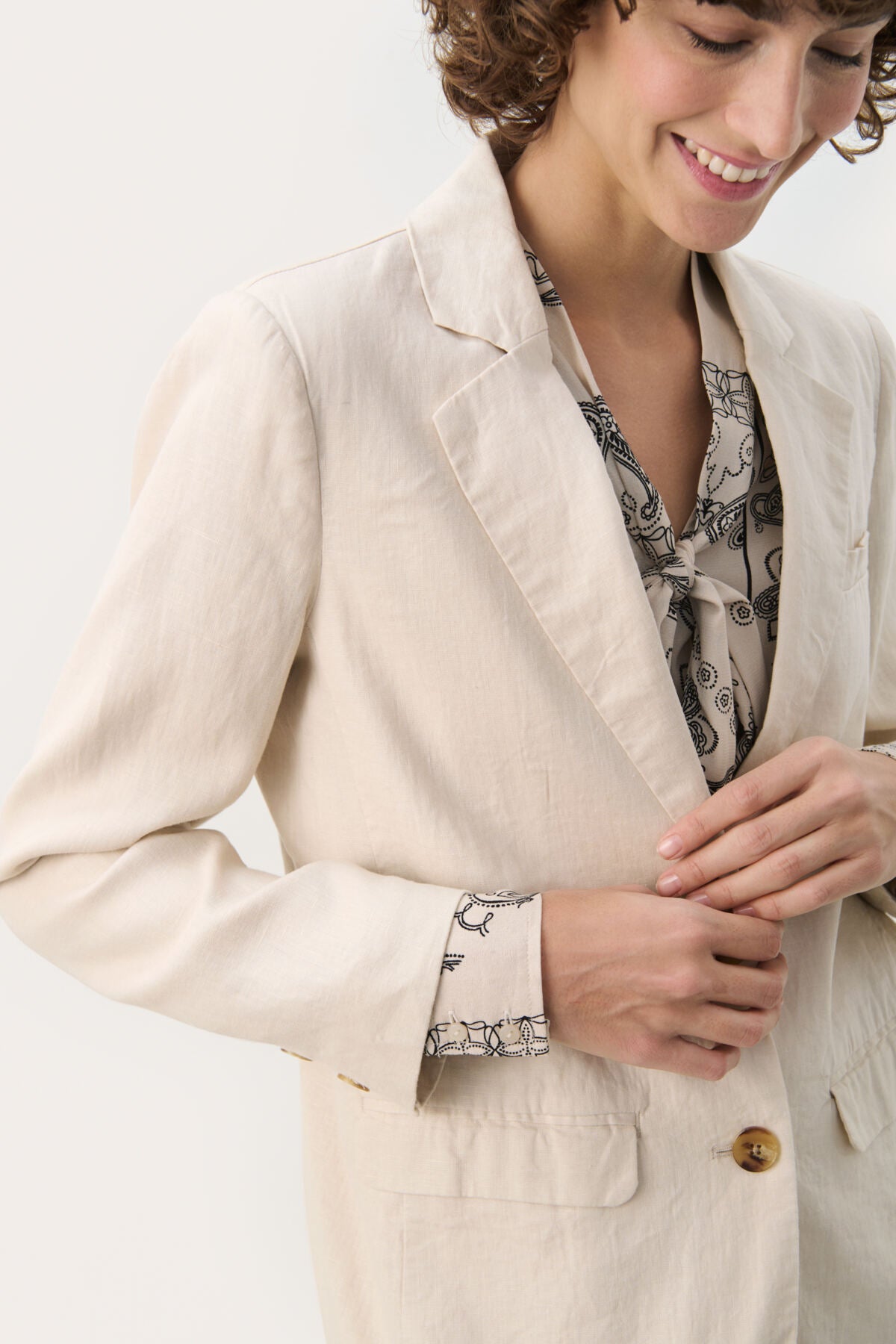Part Two - Nyan Linen Blazer -