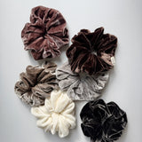 Billy Bamboo - Silk Velvet Scrunchie – Black -