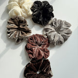 Billy Bamboo - Silk Velvet Scrunchie – Black -