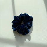 Billy Bamboo - Silk Velvet Scrunchie – Deep Sea -