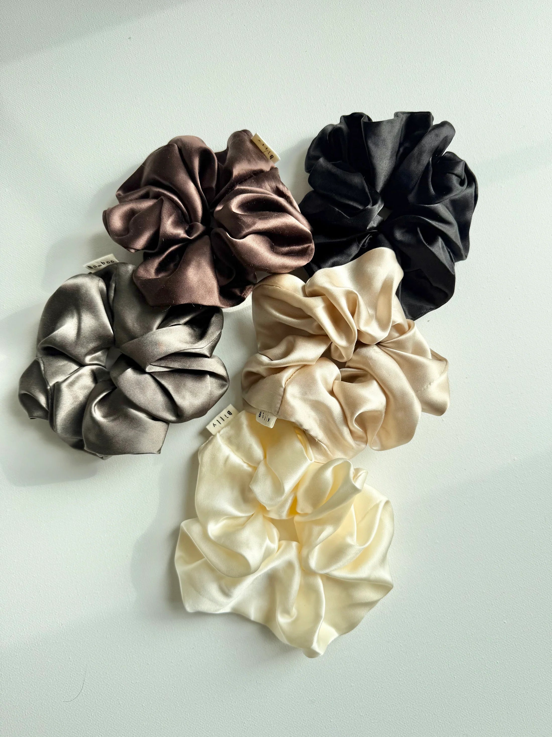 Billy Bamboo - Pure Silk Scrunchie – Off White -