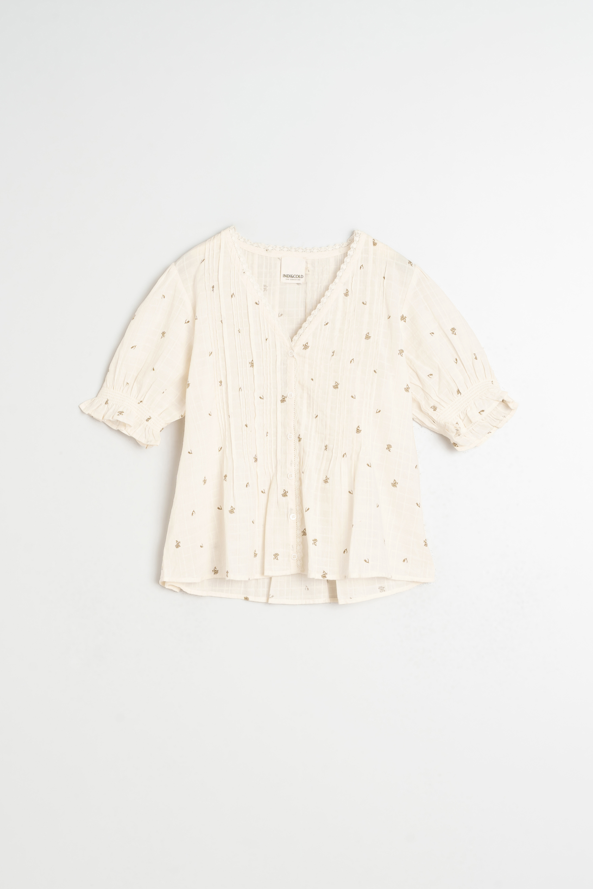 Indi & Cold - Short-Sleeved Elastic Shirt -