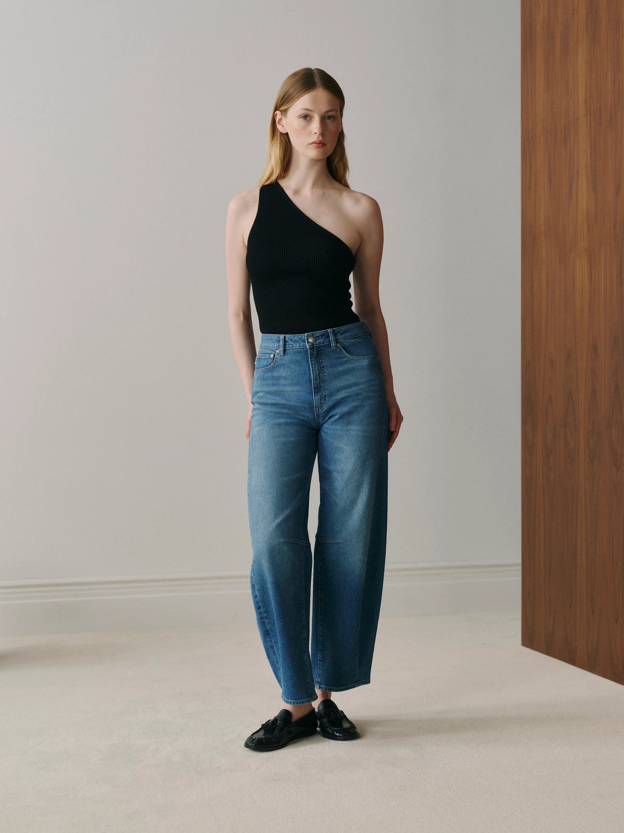 DL1961 - Miro Barrel Jean -