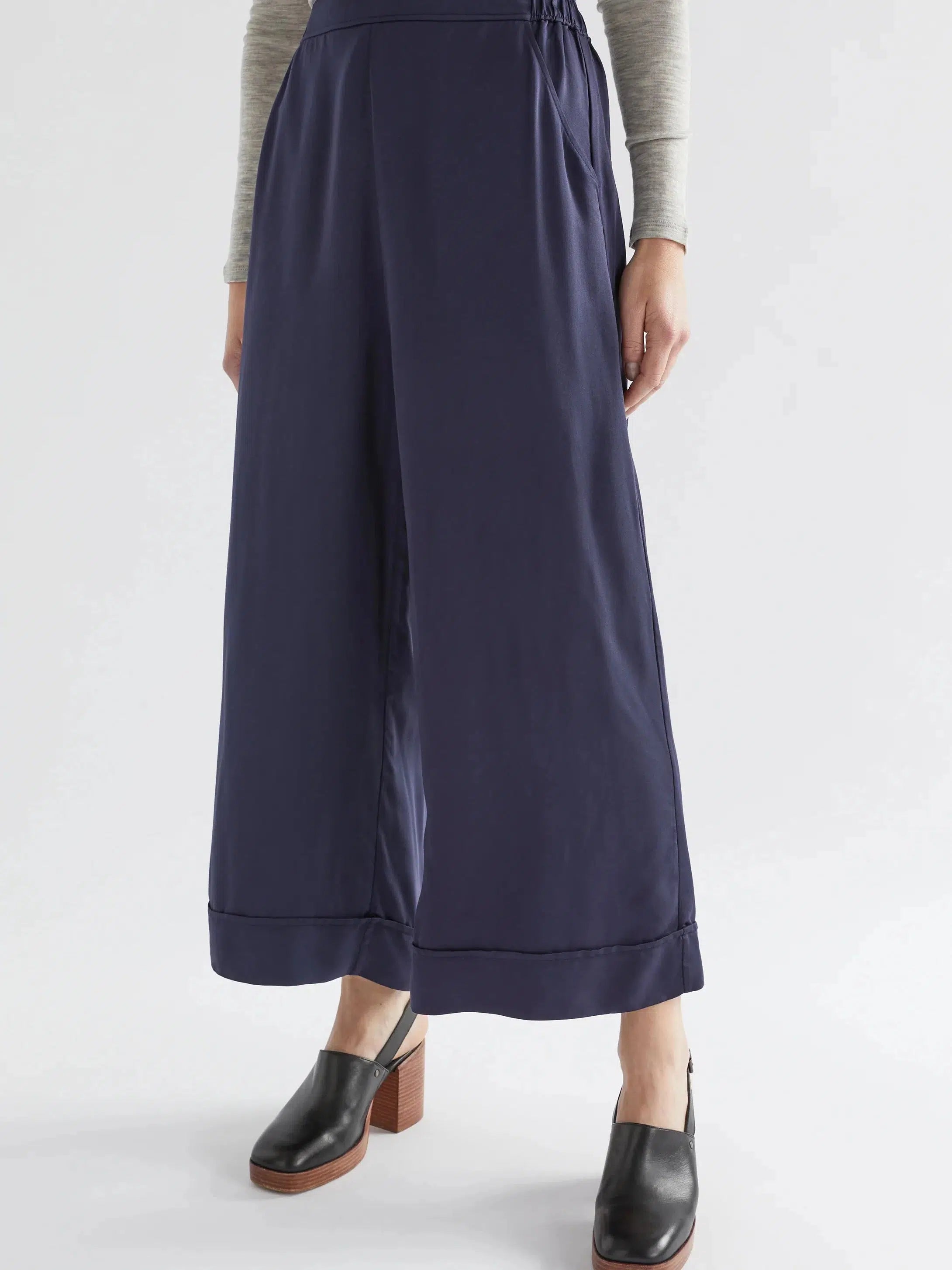 ELK - Wide Leg Culottes -