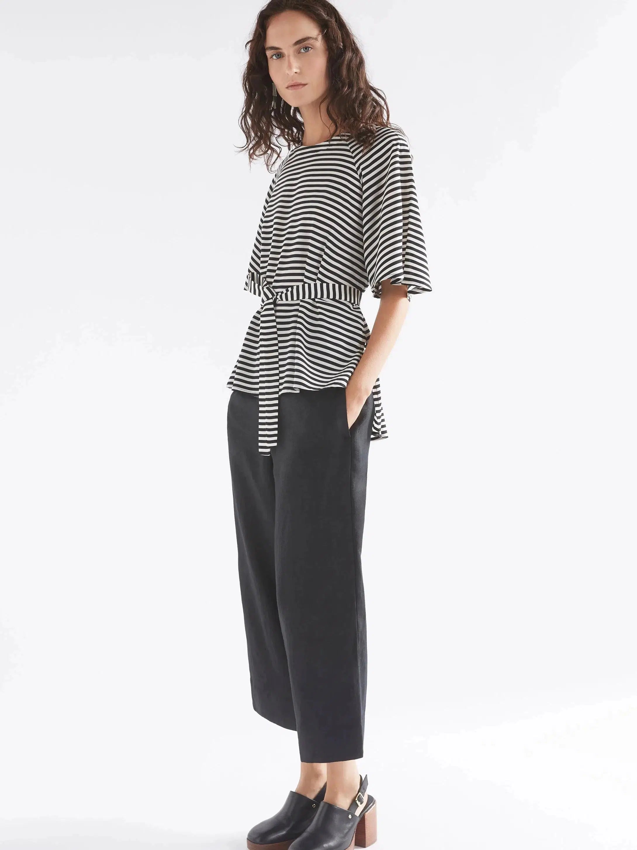 ELK - Myro Top - Black White