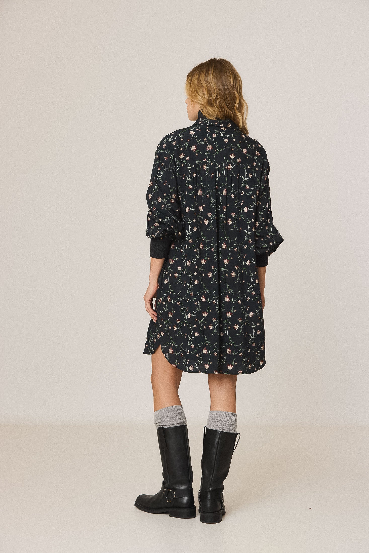 Indi & Cold - Floral-Print Shirt Collar Dress -