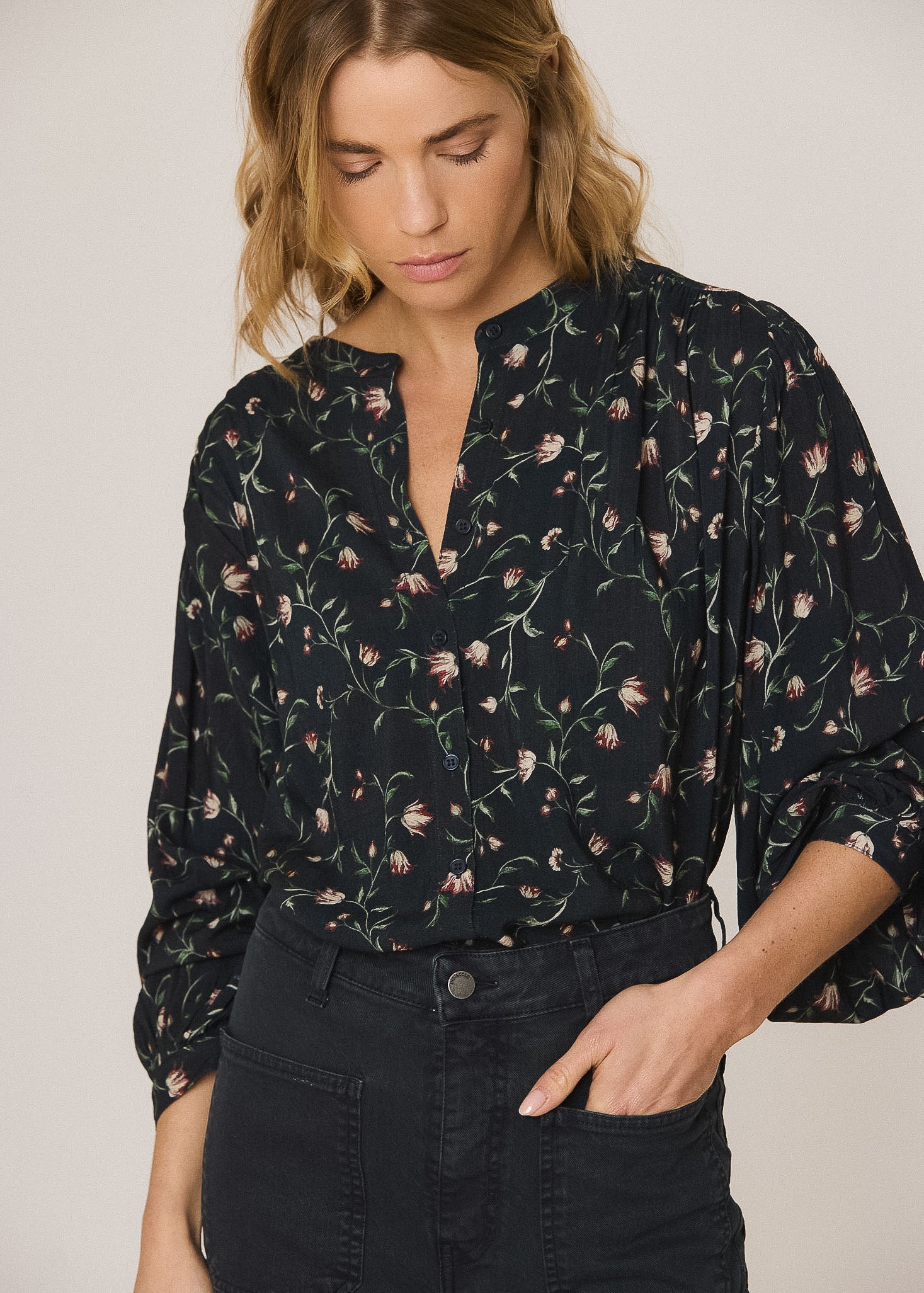 Indi & Cold - Indi&Cold Floral Print Shirt -