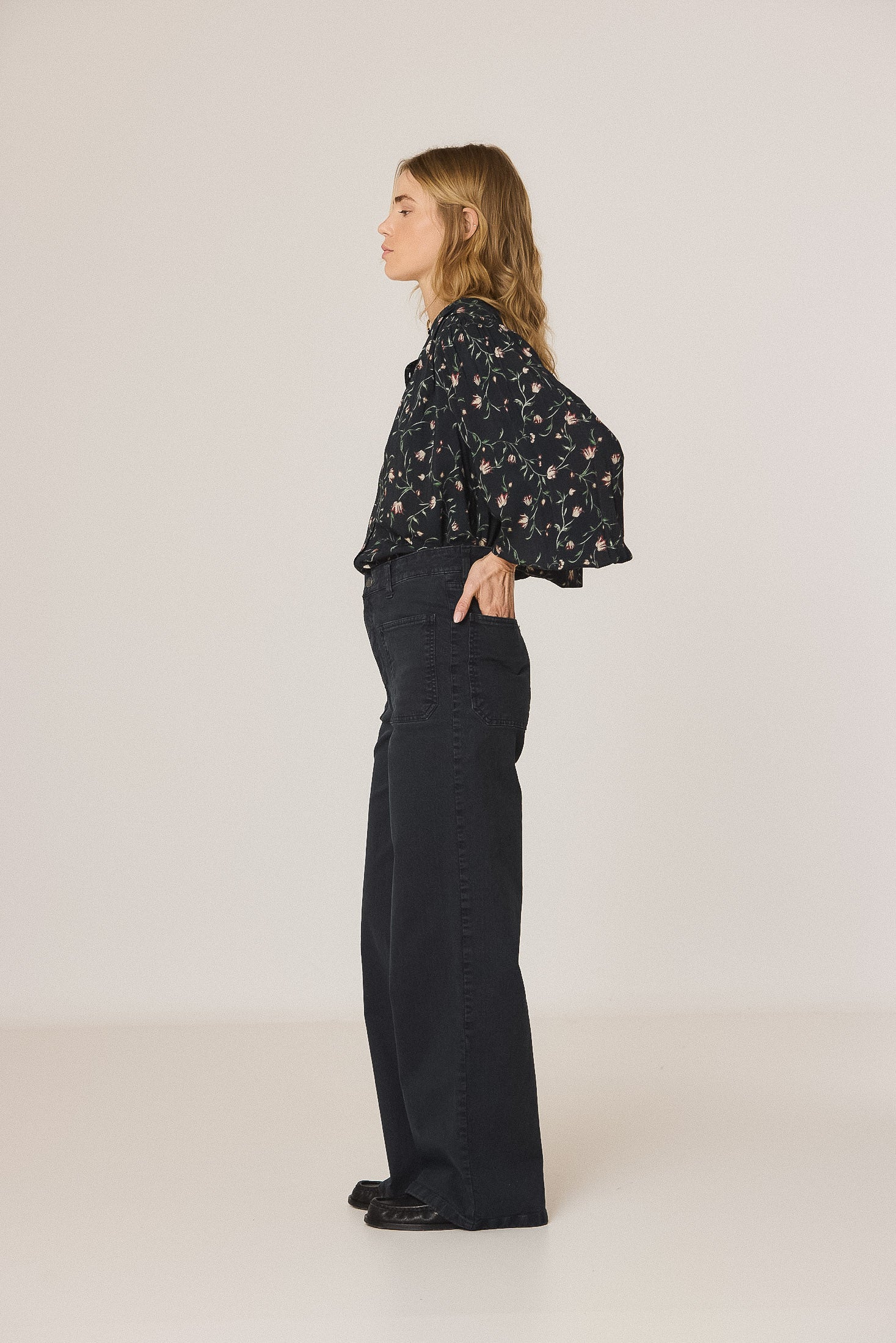 Indi & Cold - Floral Print Shirt -