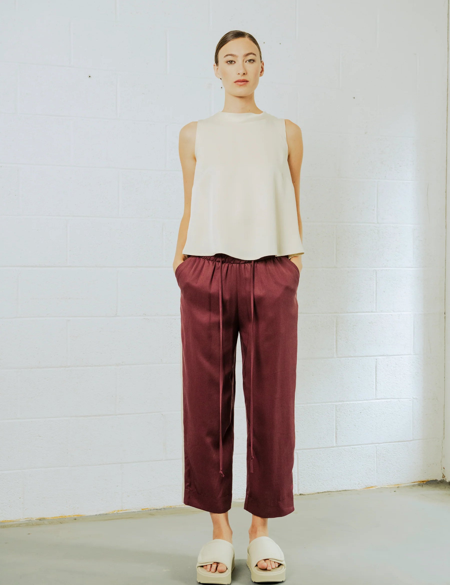 BODYBAG - Calypso Pant - Raisin
