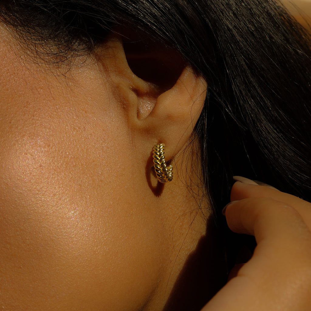 Leah Alexandra - Braided Hoops Gold -