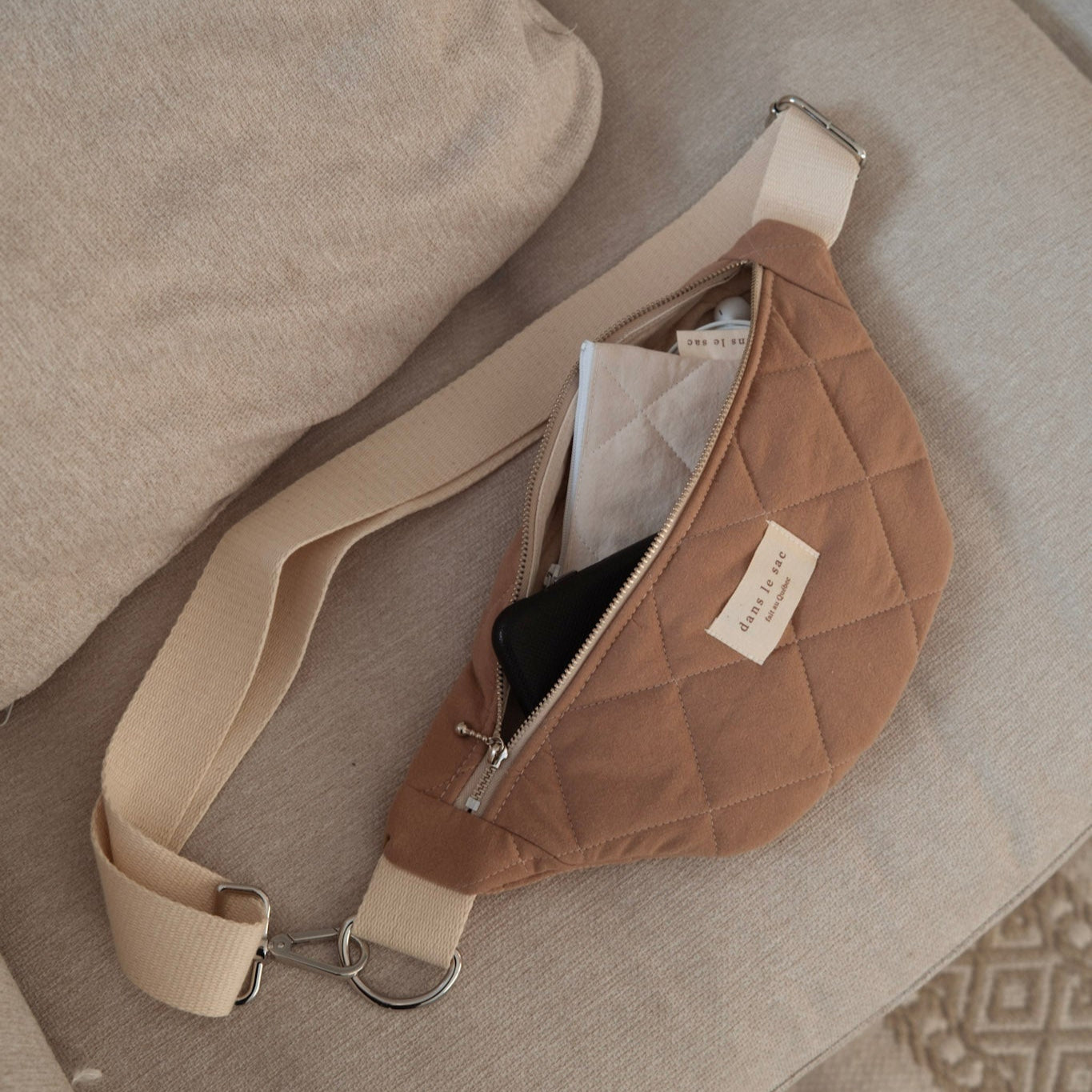 dans le sac - Quilted Belt Bag – Tan -