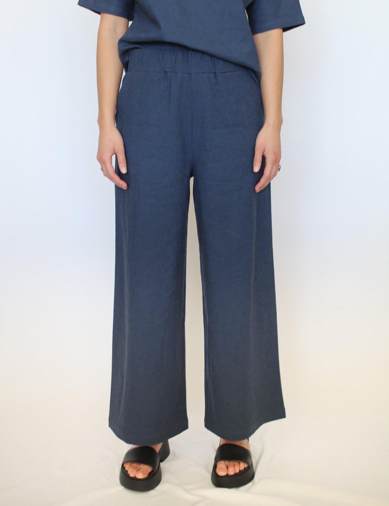 Sattva by Sarah - Linen Pants - Navy