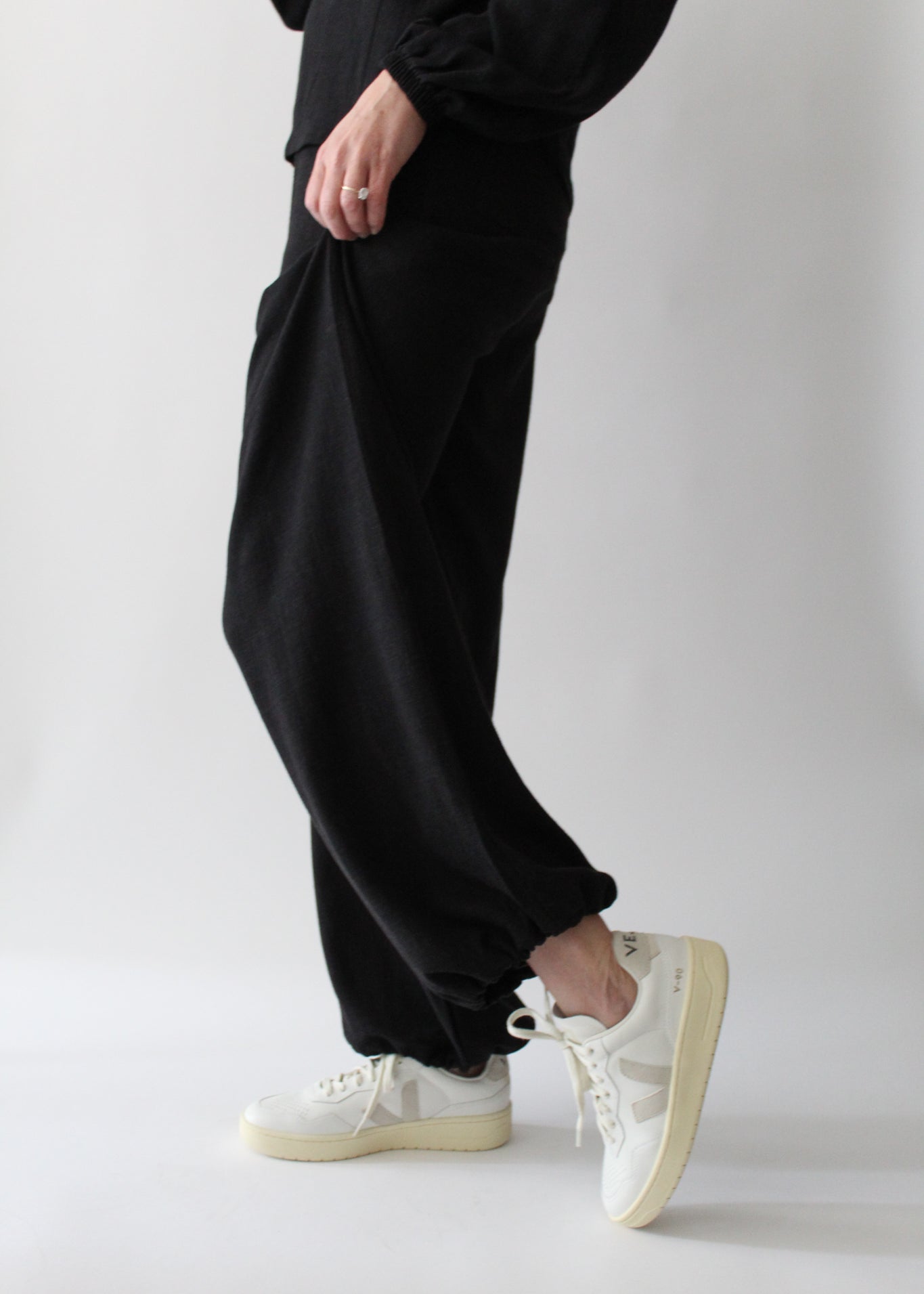 Sattva by Sarah - Balloon Pant - Black