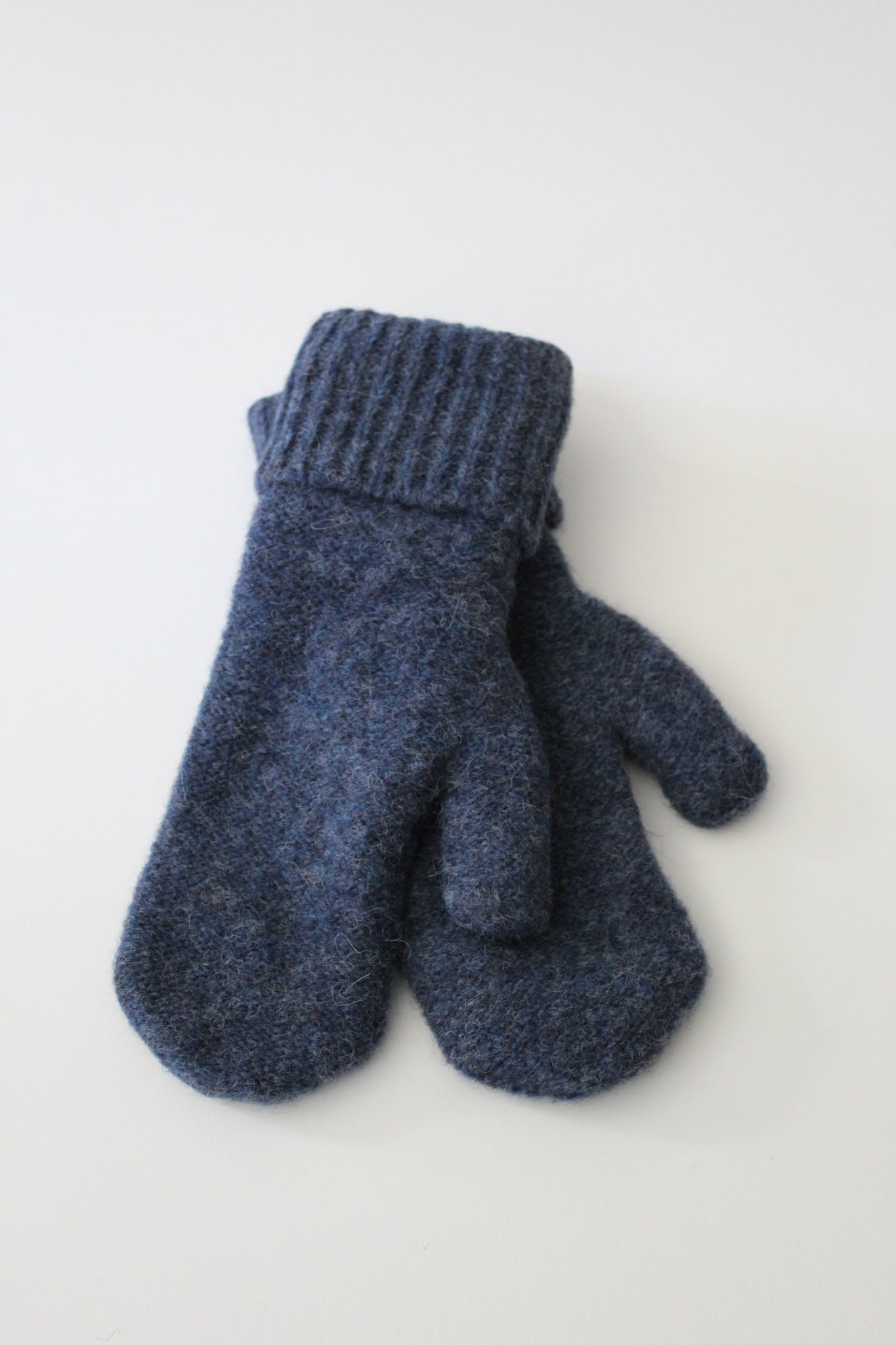 Sattva by Sarah - Mittens – Denim -