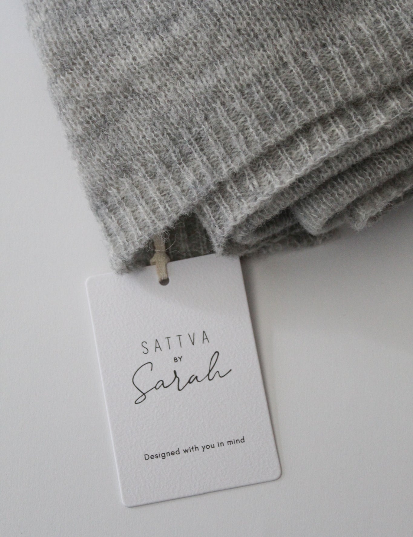 Sattva by Sarah - Scarf – Silver -