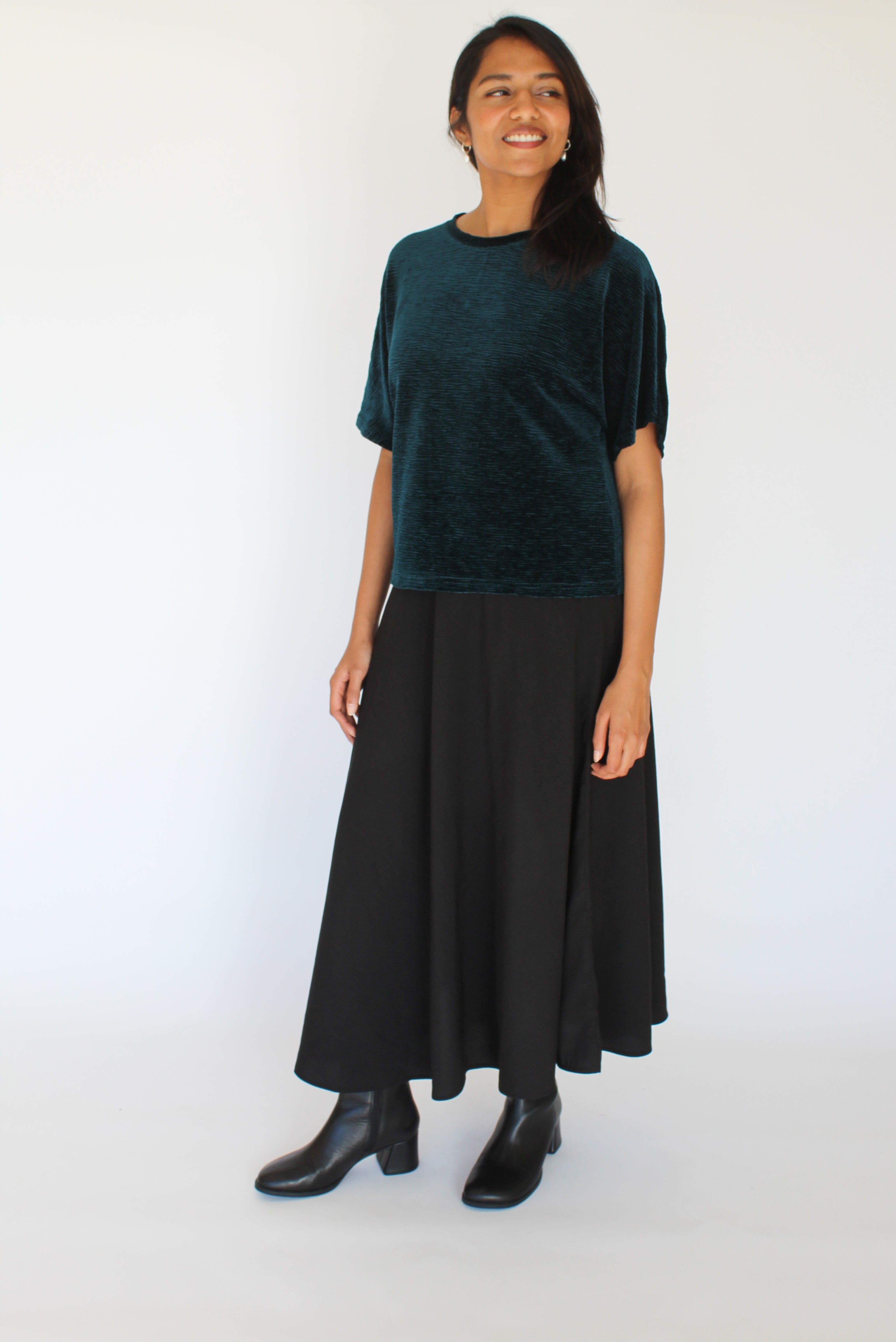 Sattva by Sarah - Velvet Everyday Crop Blouse -