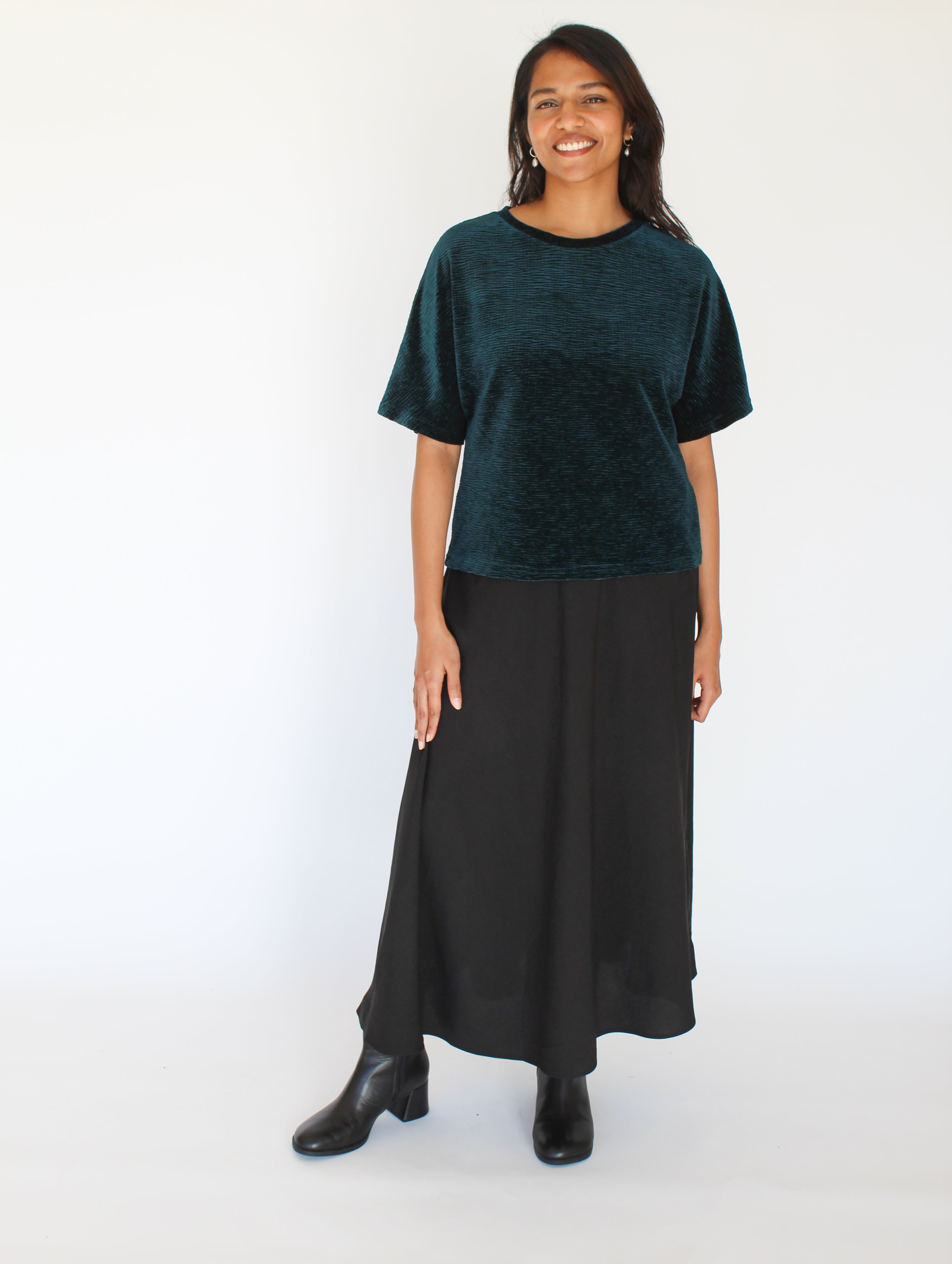 Sattva by Sarah - Velvet Everyday Crop Blouse -