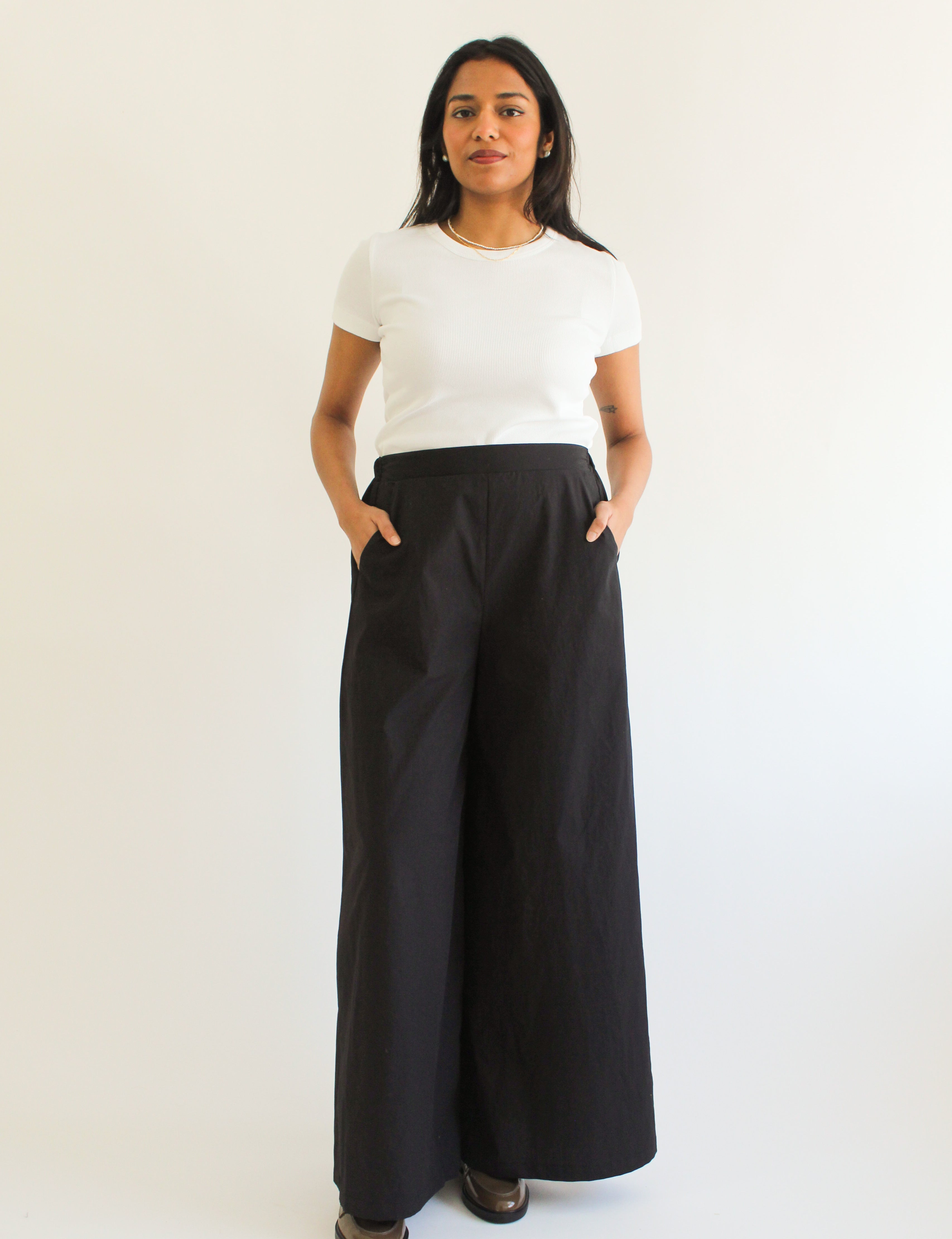 Sattva by Sarah - Poplin Flowy Pant - Black
