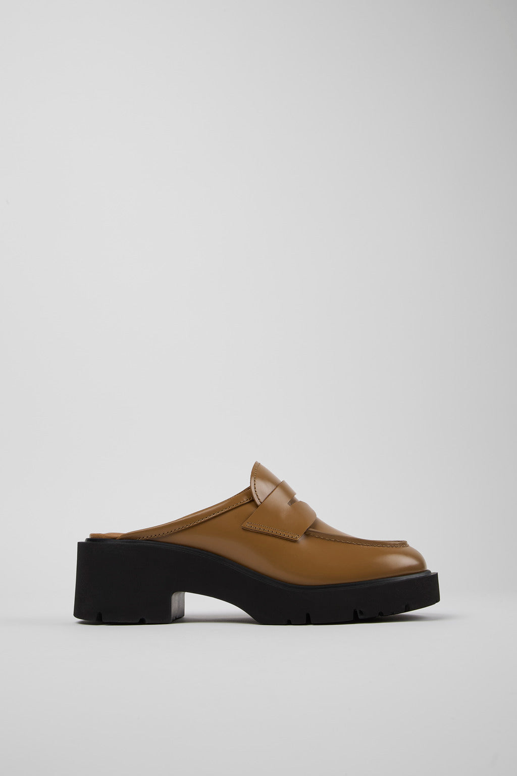 Camper - Milah Loafer - Camel Black