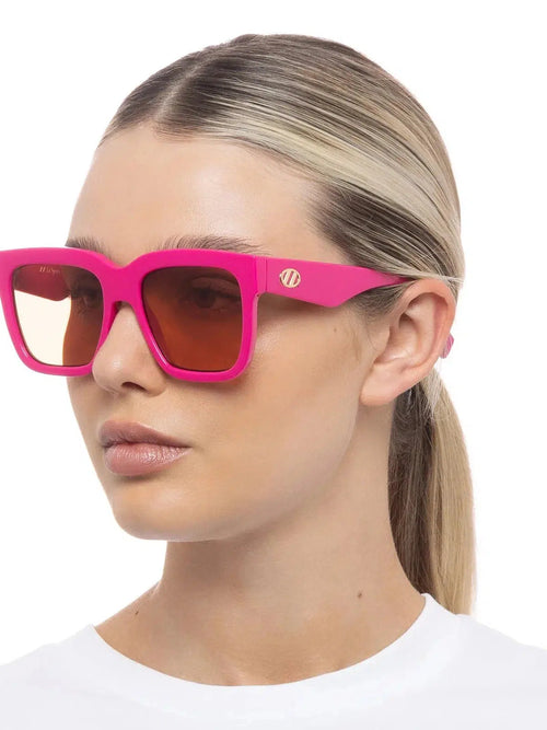 Tradeoff Sunglasses Hot Pink-Le Specs-Sattva Boutique