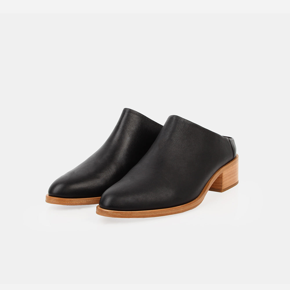 Poppy Barley - The Low Down Mule -