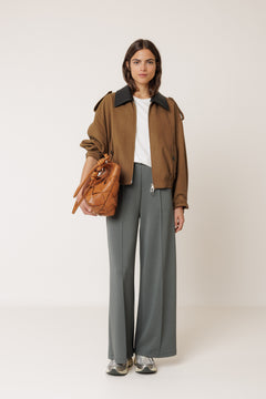 Indi & Cold - Lyocell Bomber Jacket - Brown