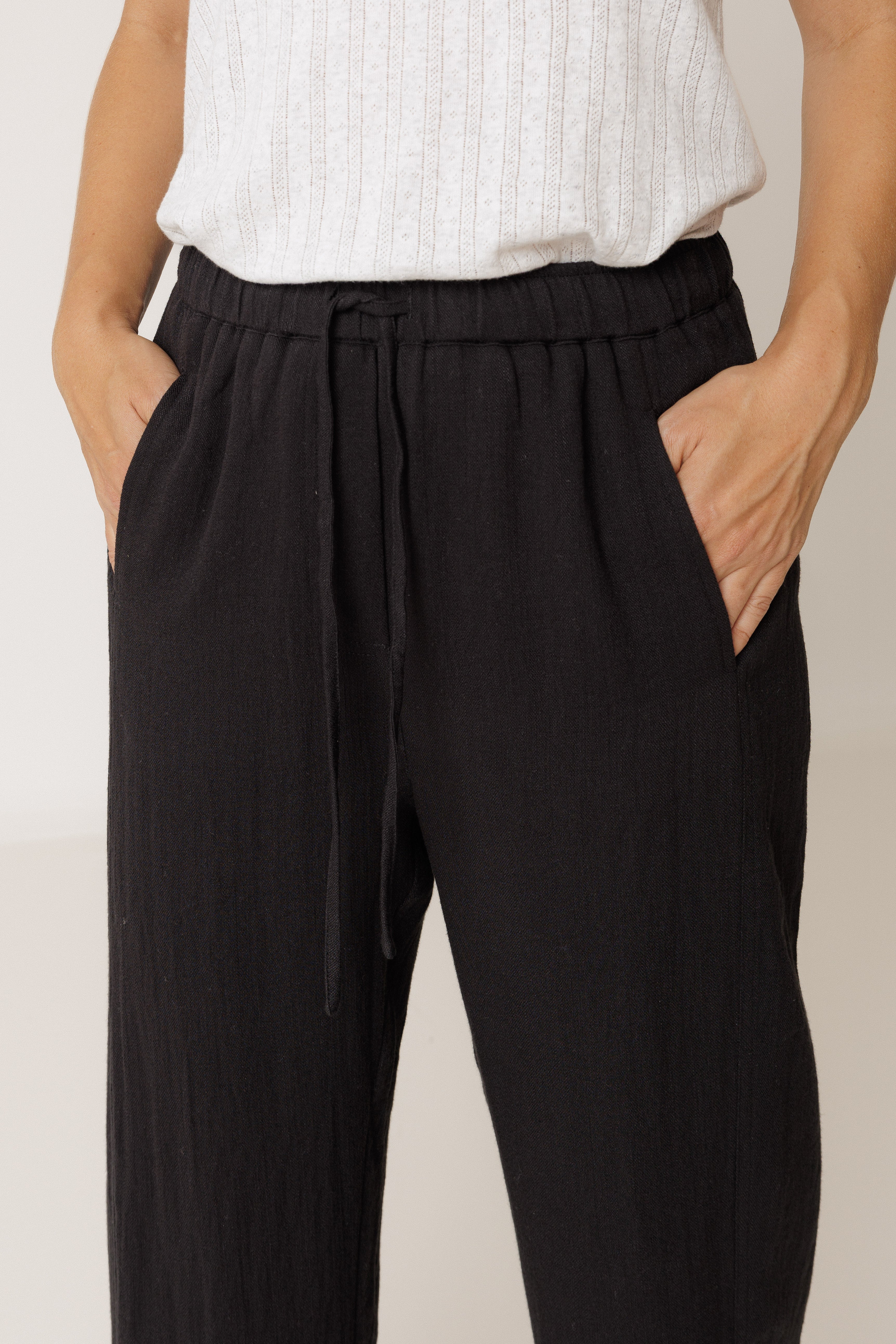 Indi & Cold - Flowy Pant With Drawstring -