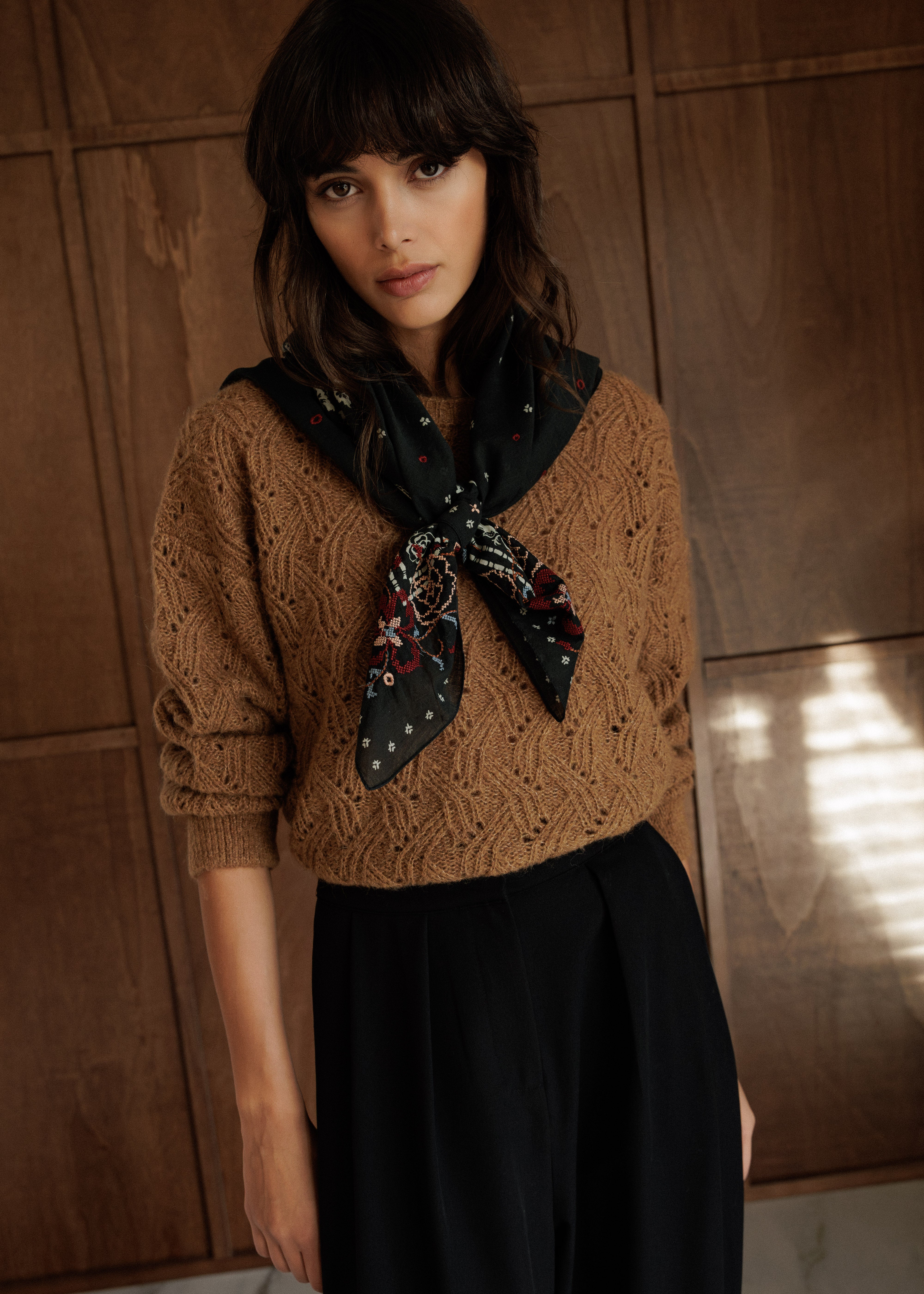 Indi & Cold - Indi&Cold Cross Stitch Embroidered Handkerchief Coal -