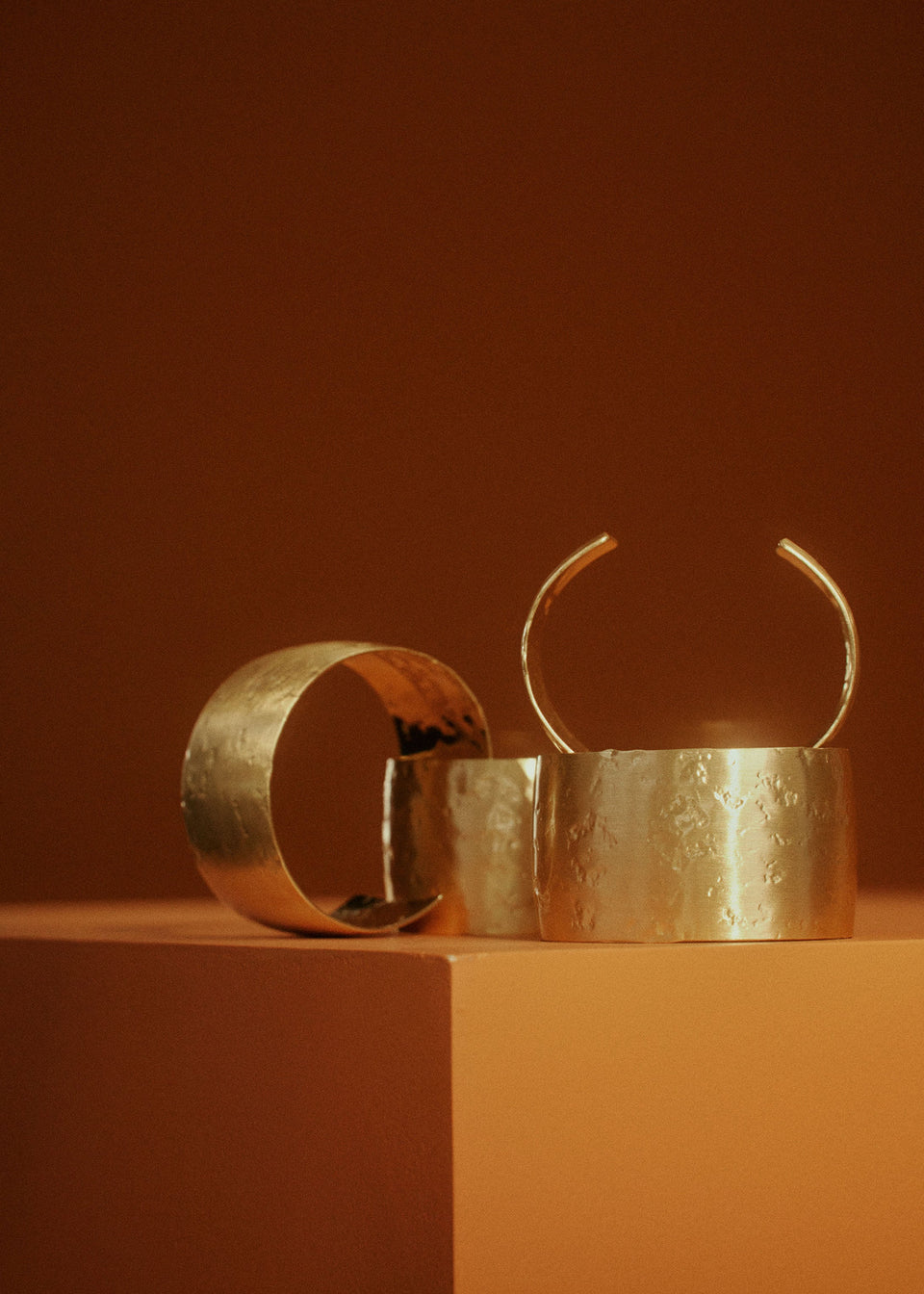 ELK - Gild Cuff Bangle – Gold -