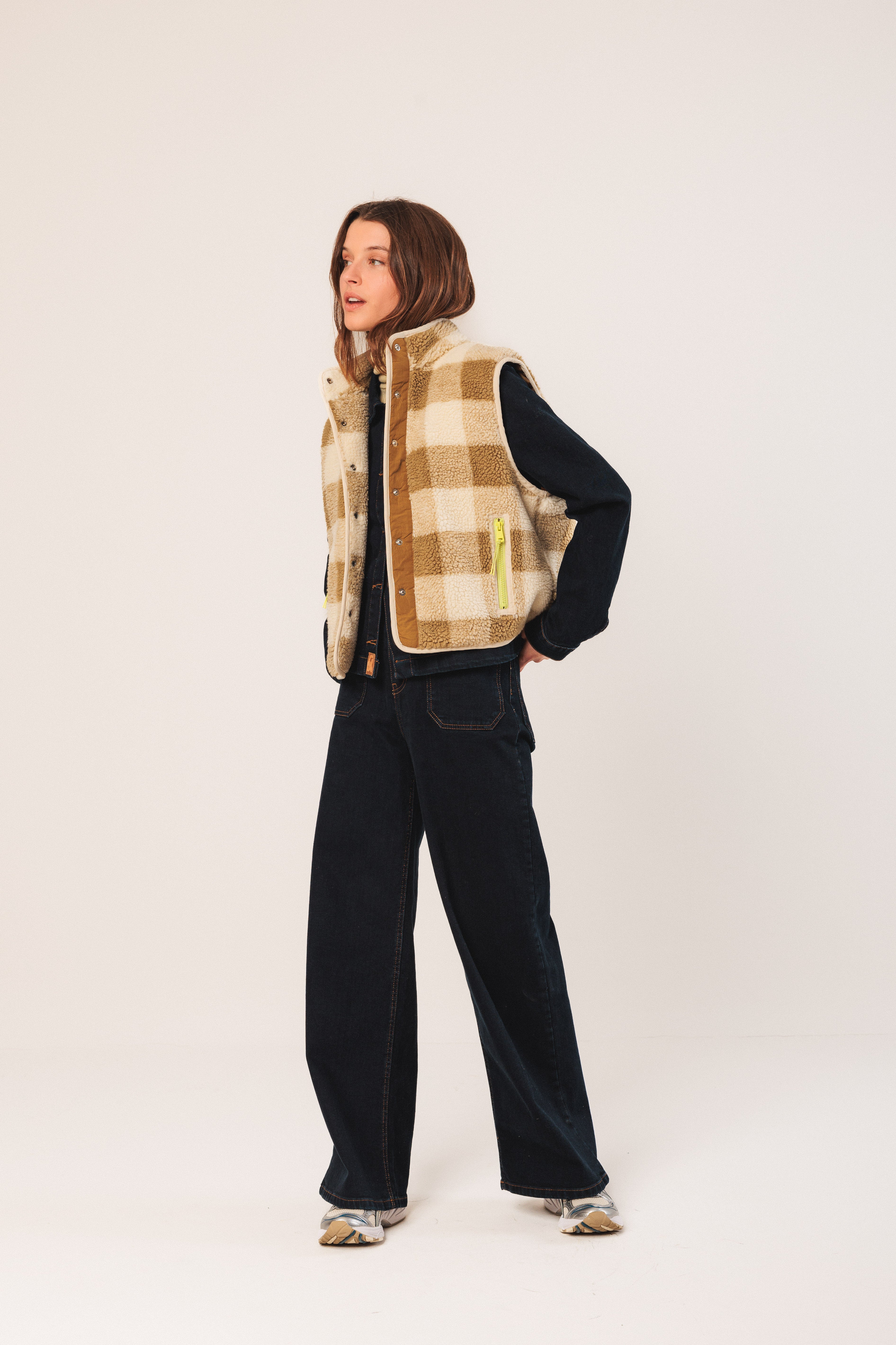 Indi & Cold - Plaid Vest -