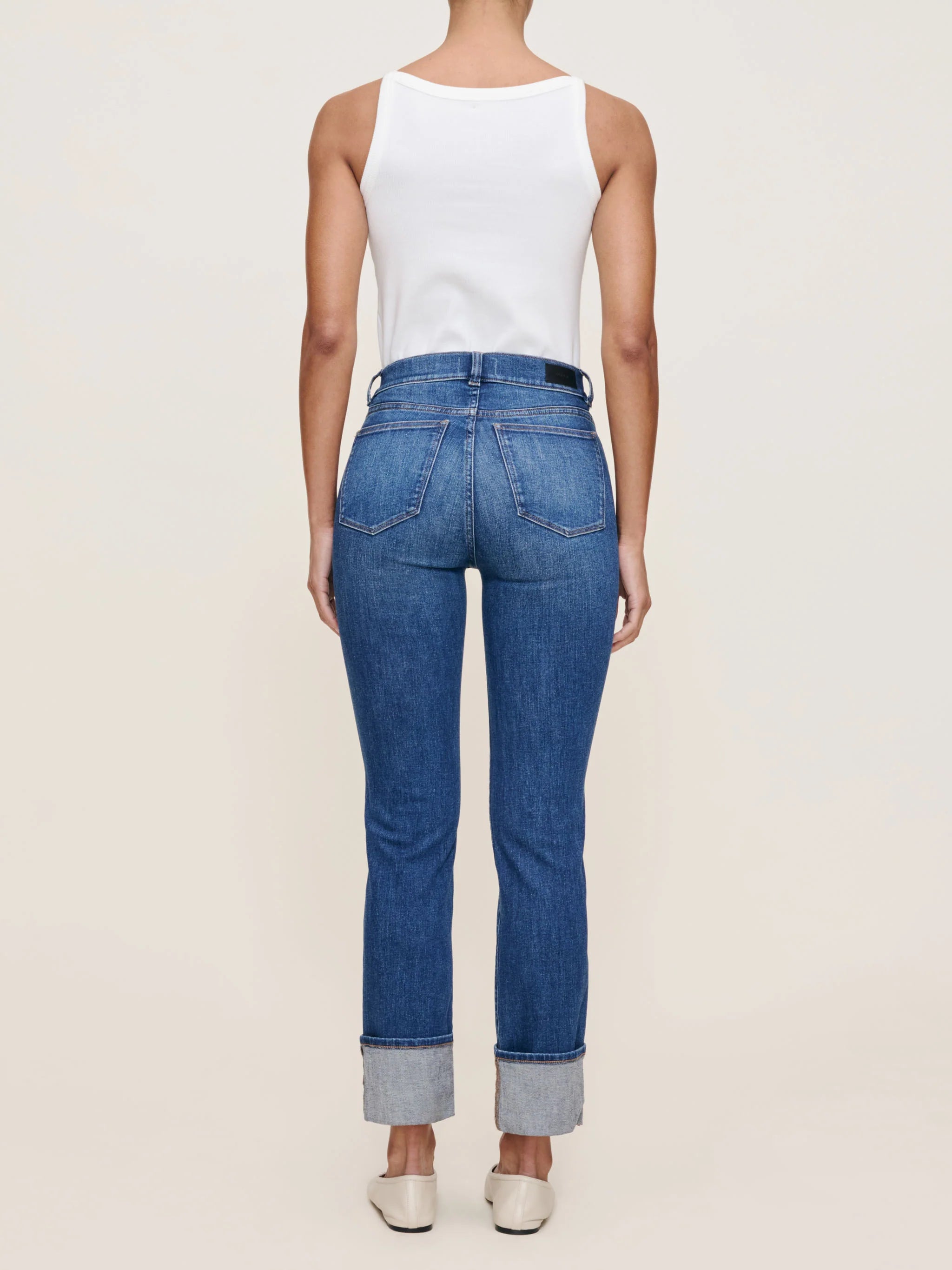 DL1961 - Mara Straight Jean -