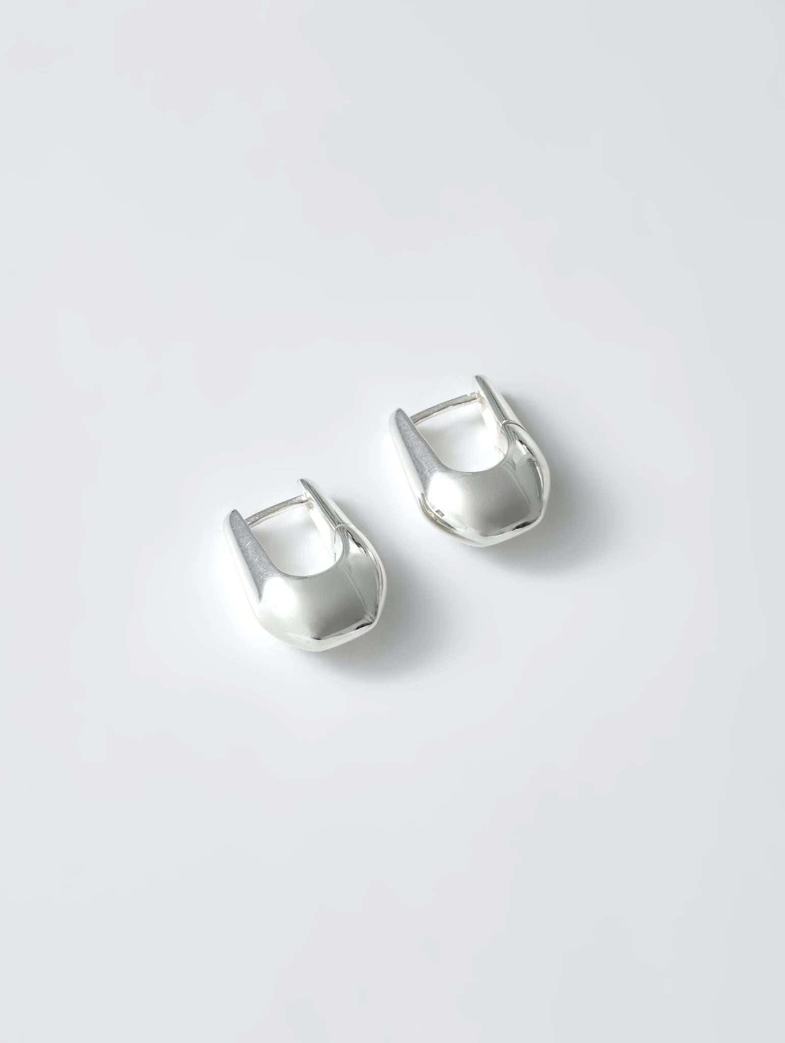Wolf Circus - Baguette Hoops Silver -