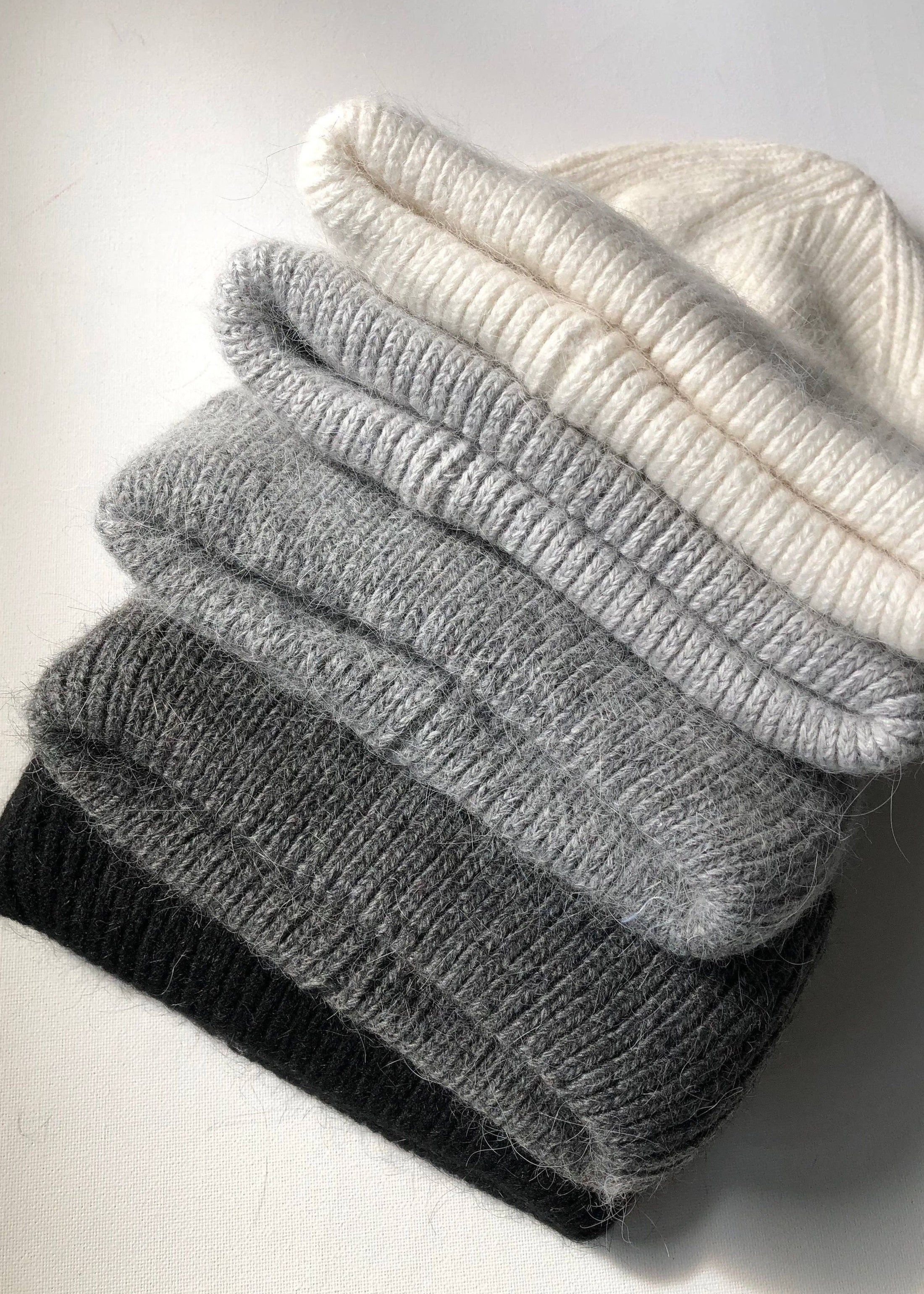 Billy Bamboo - Royal Angora Beanie – Black -
